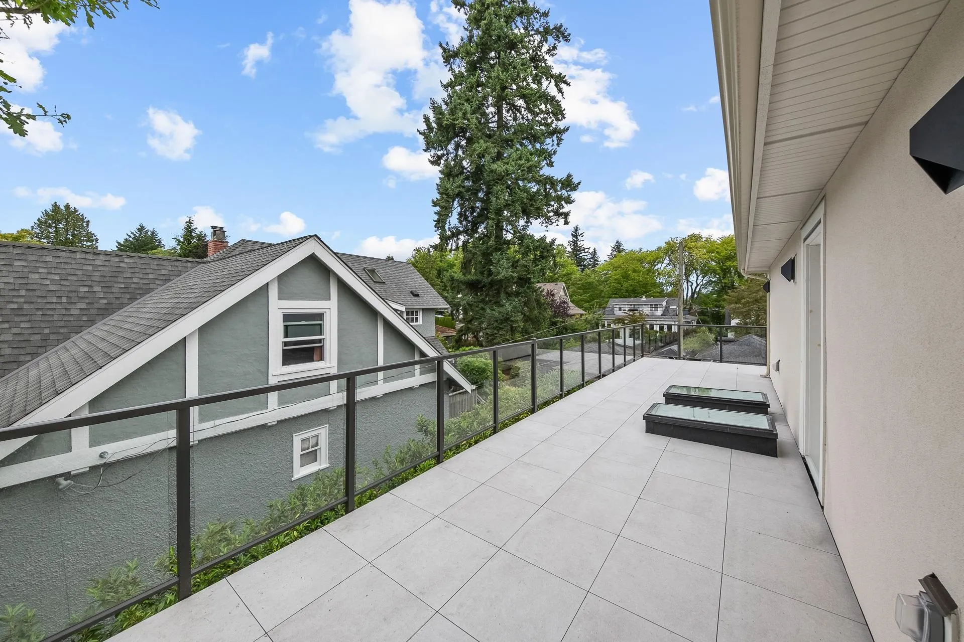 3227 W 35th Avenue