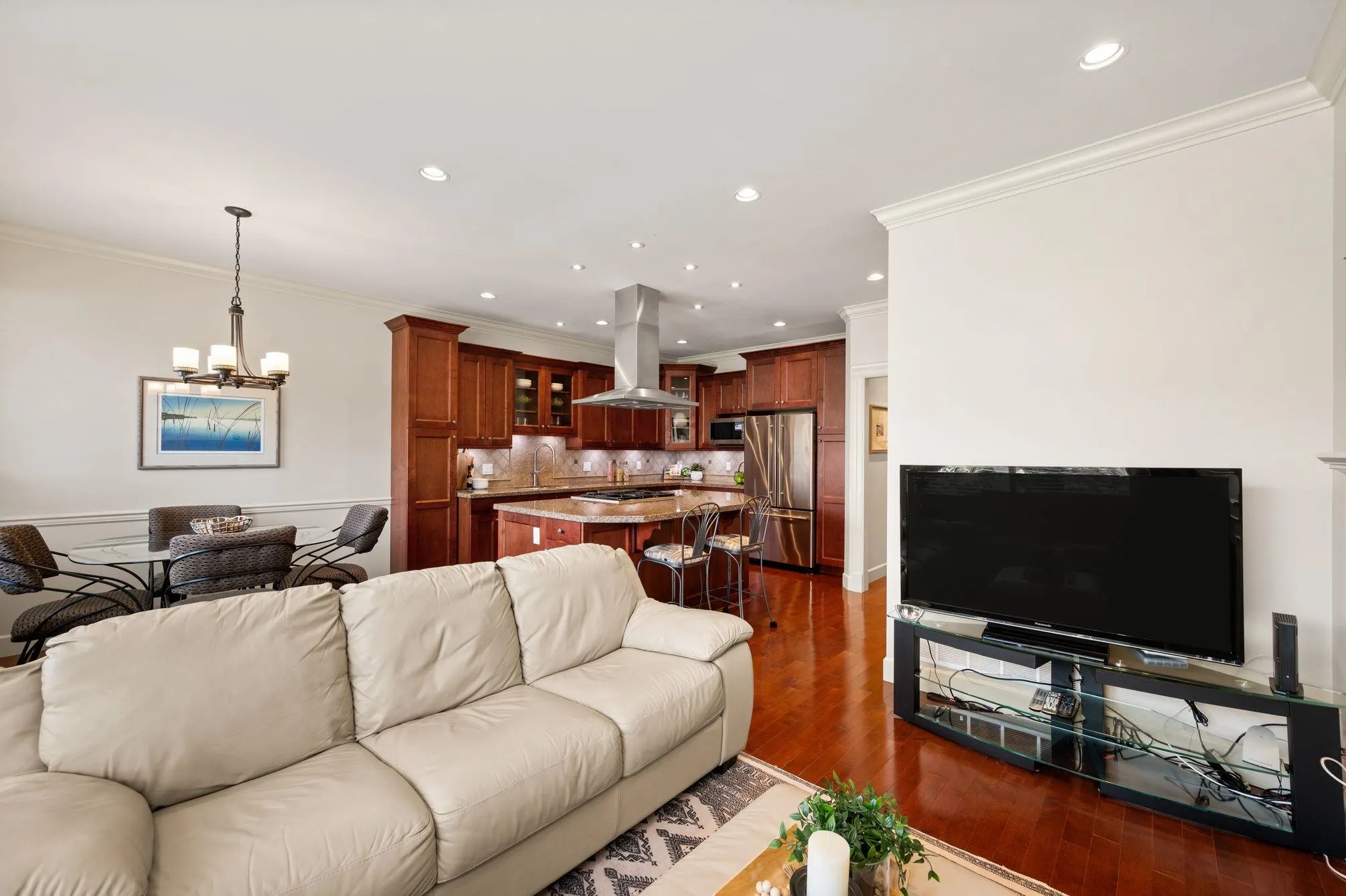 336 E 12th Street