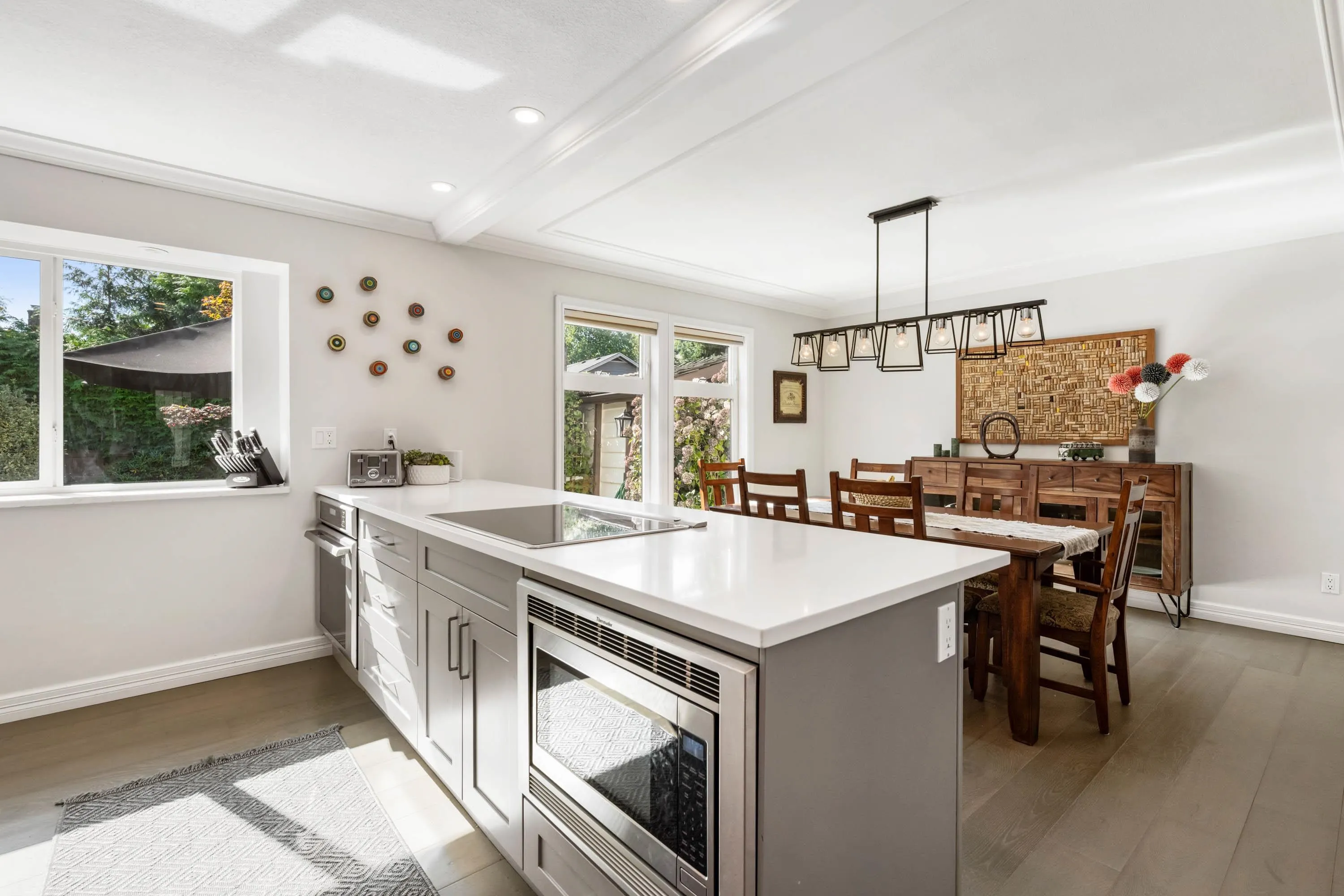 5796 Goldenrod Crescent
