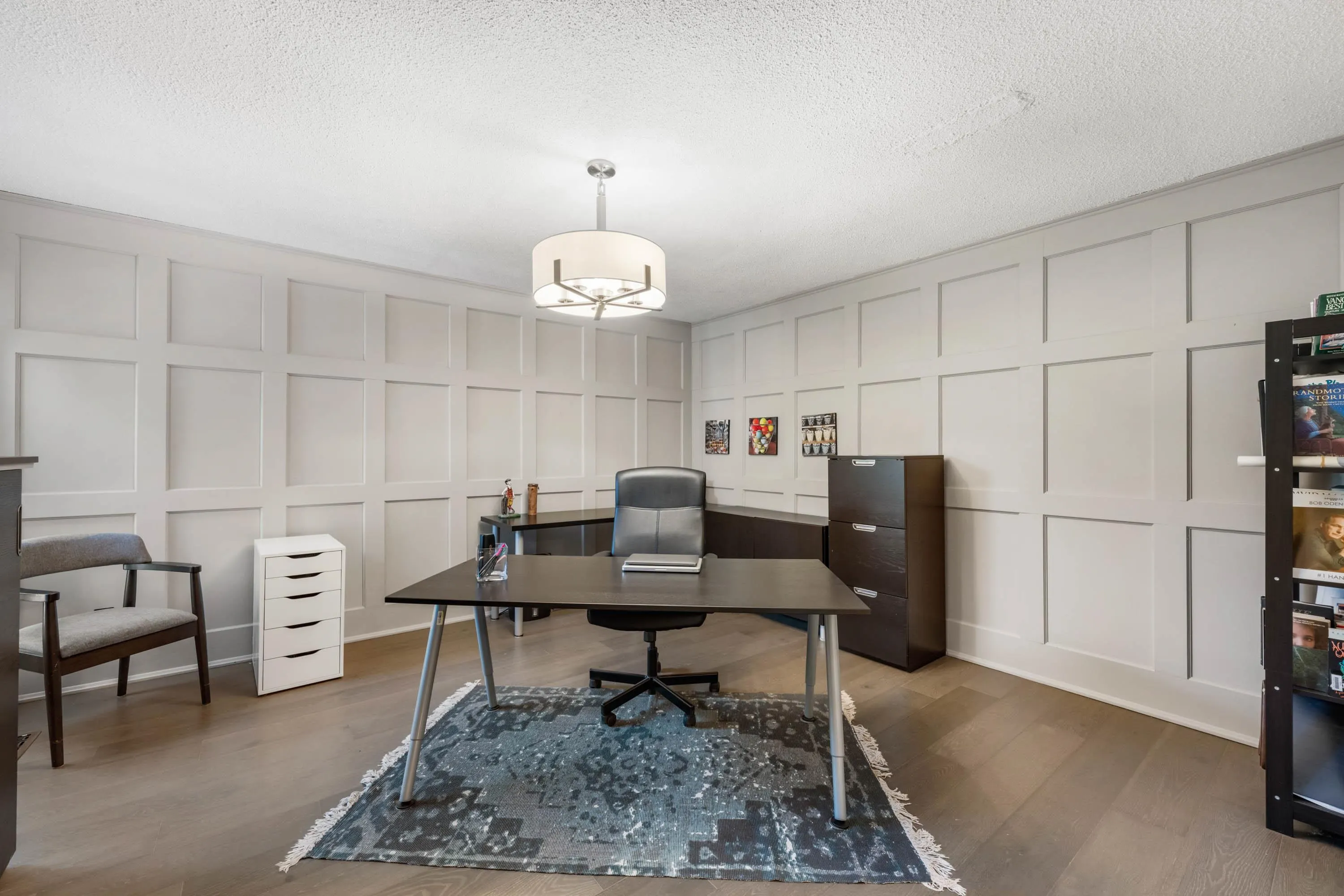 5796 Goldenrod Crescent
