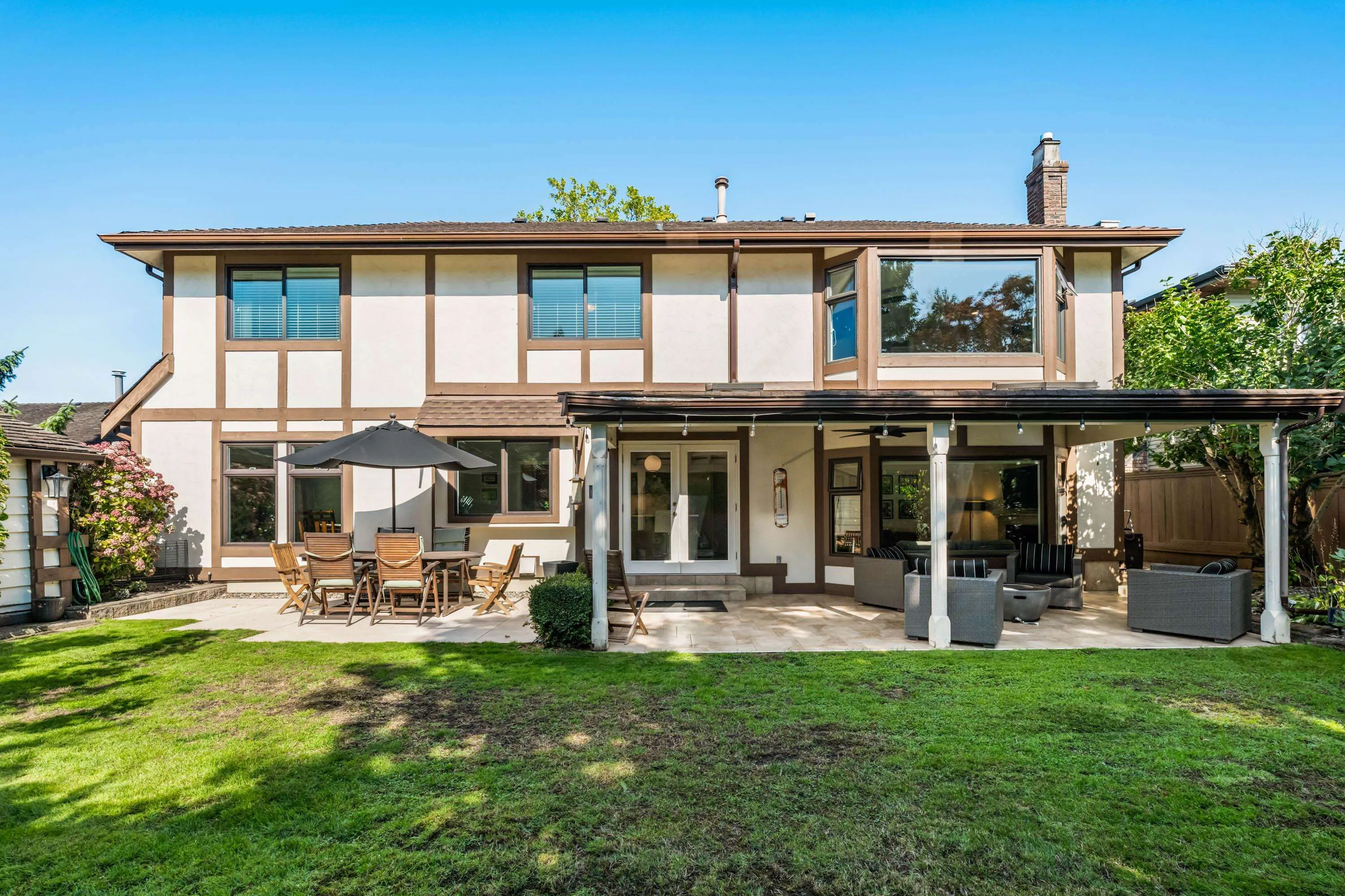5796 Goldenrod Crescent