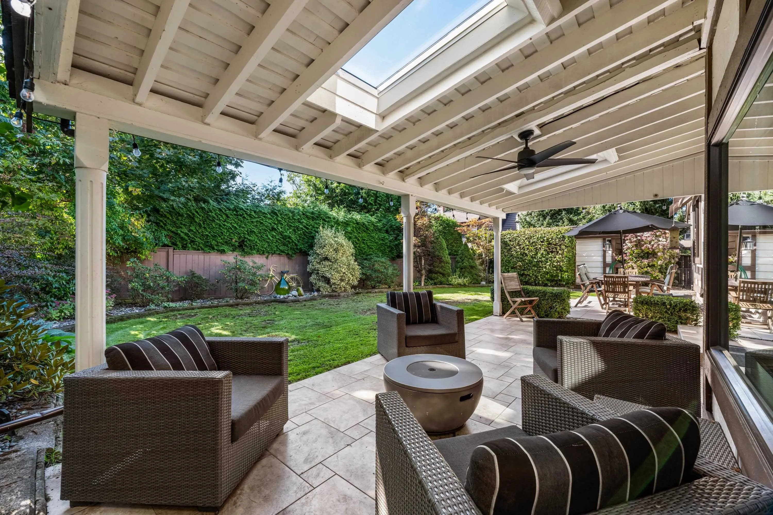 5796 Goldenrod Crescent