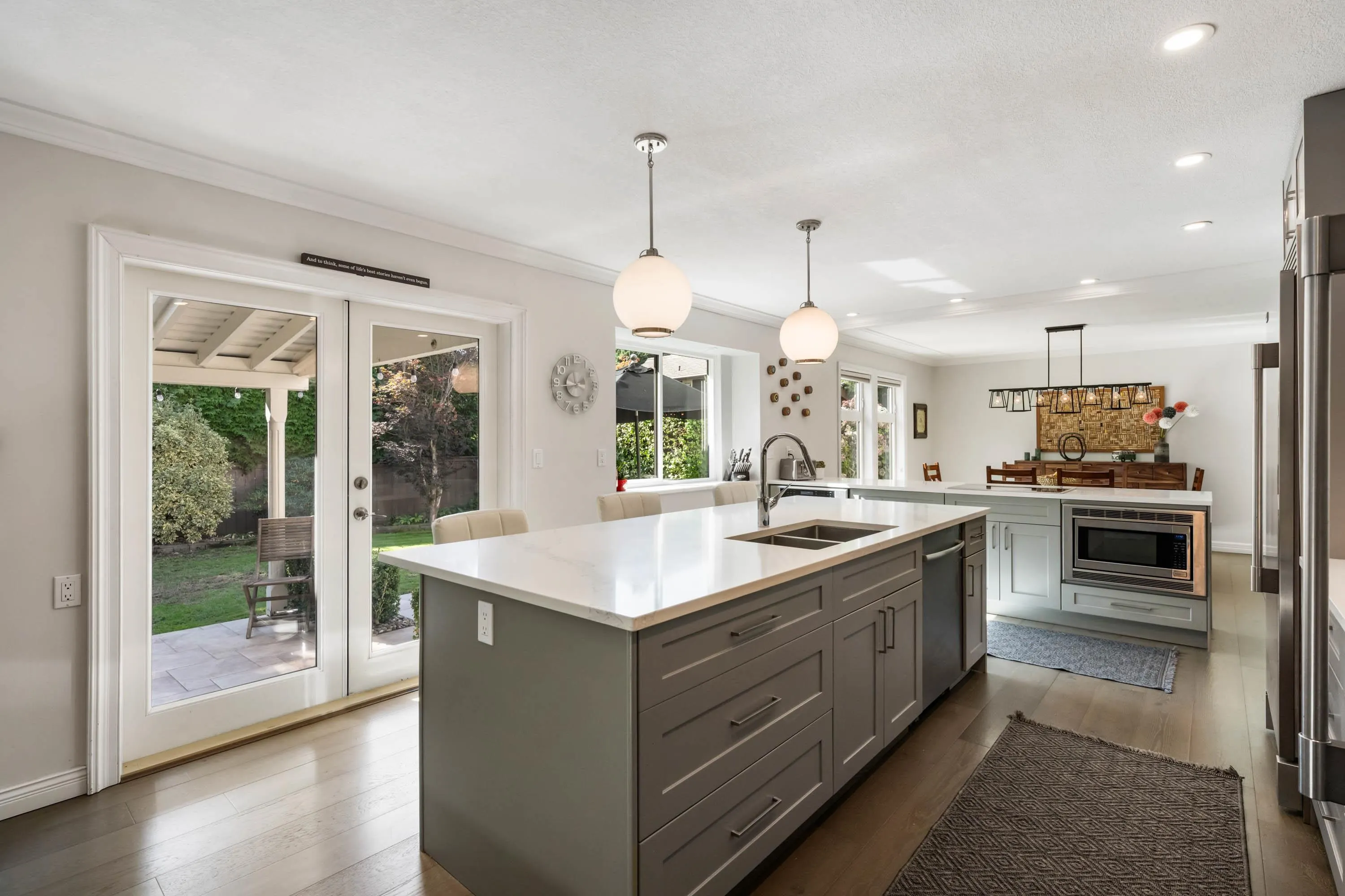 5796 Goldenrod Crescent