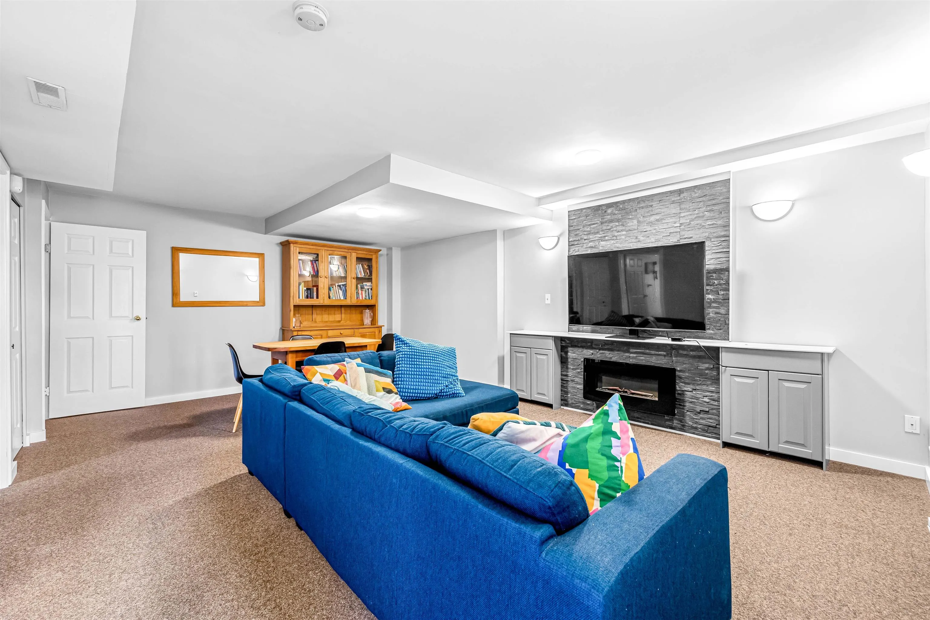 5709 Owl Court