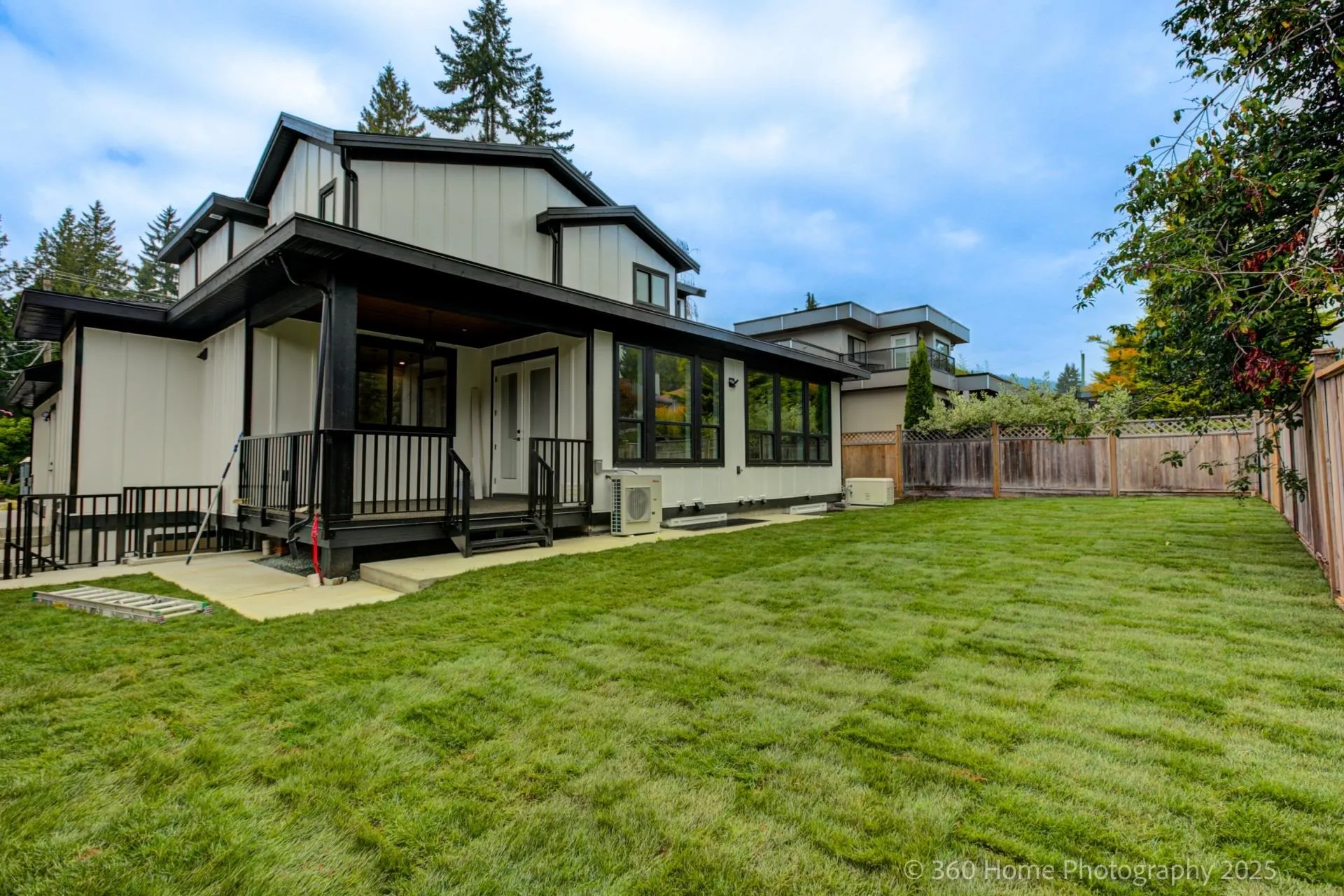 3252 Allan Road