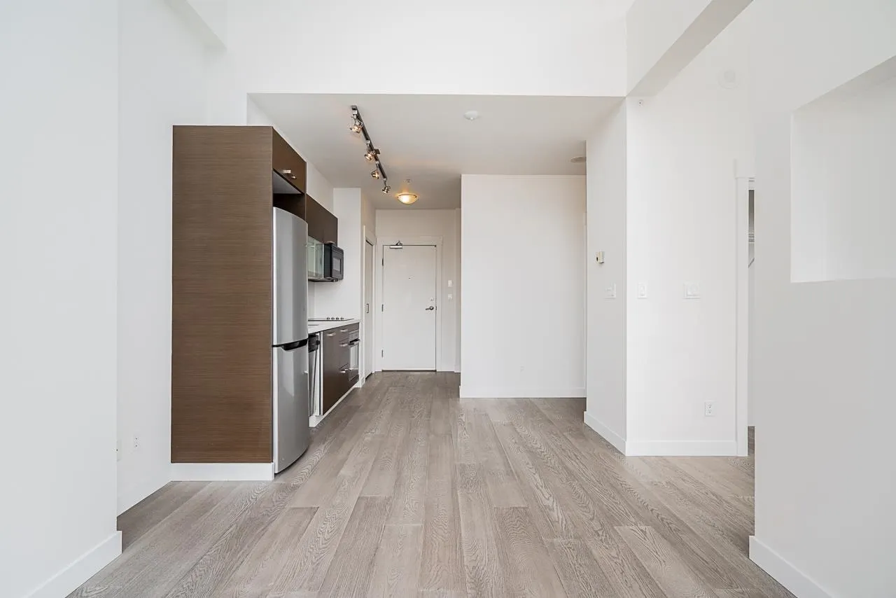 2507 10777 University Drive