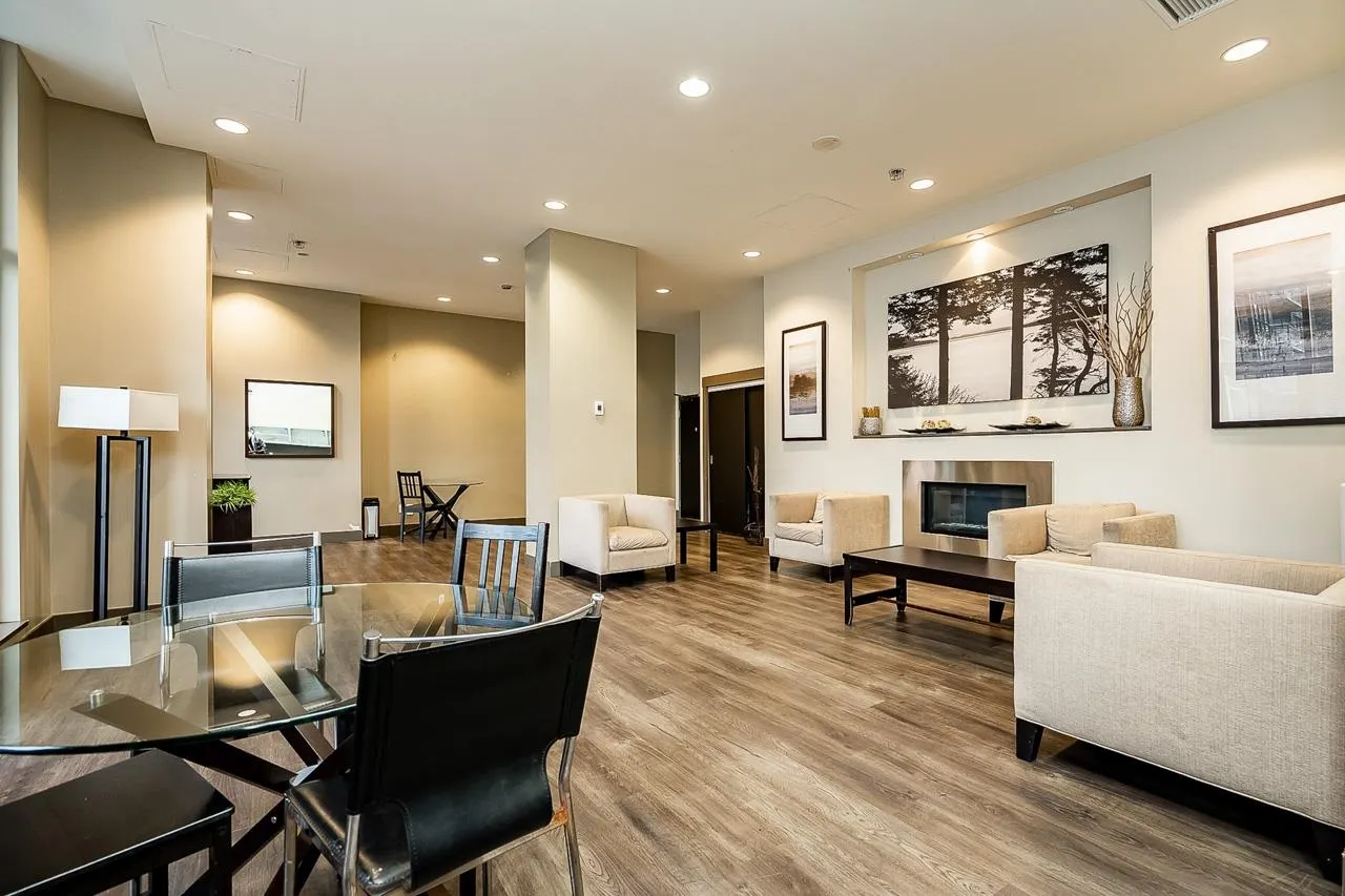 2507 10777 University Drive