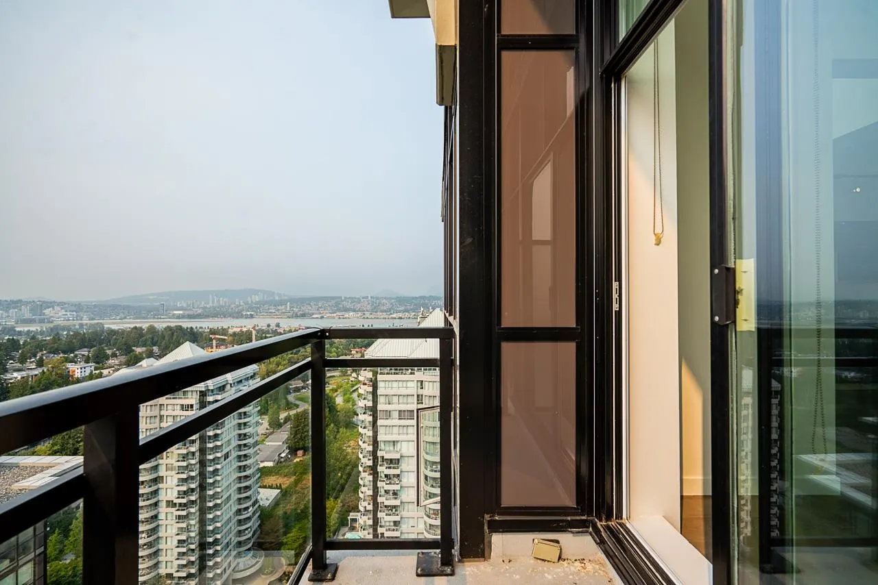 2507 10777 University Drive