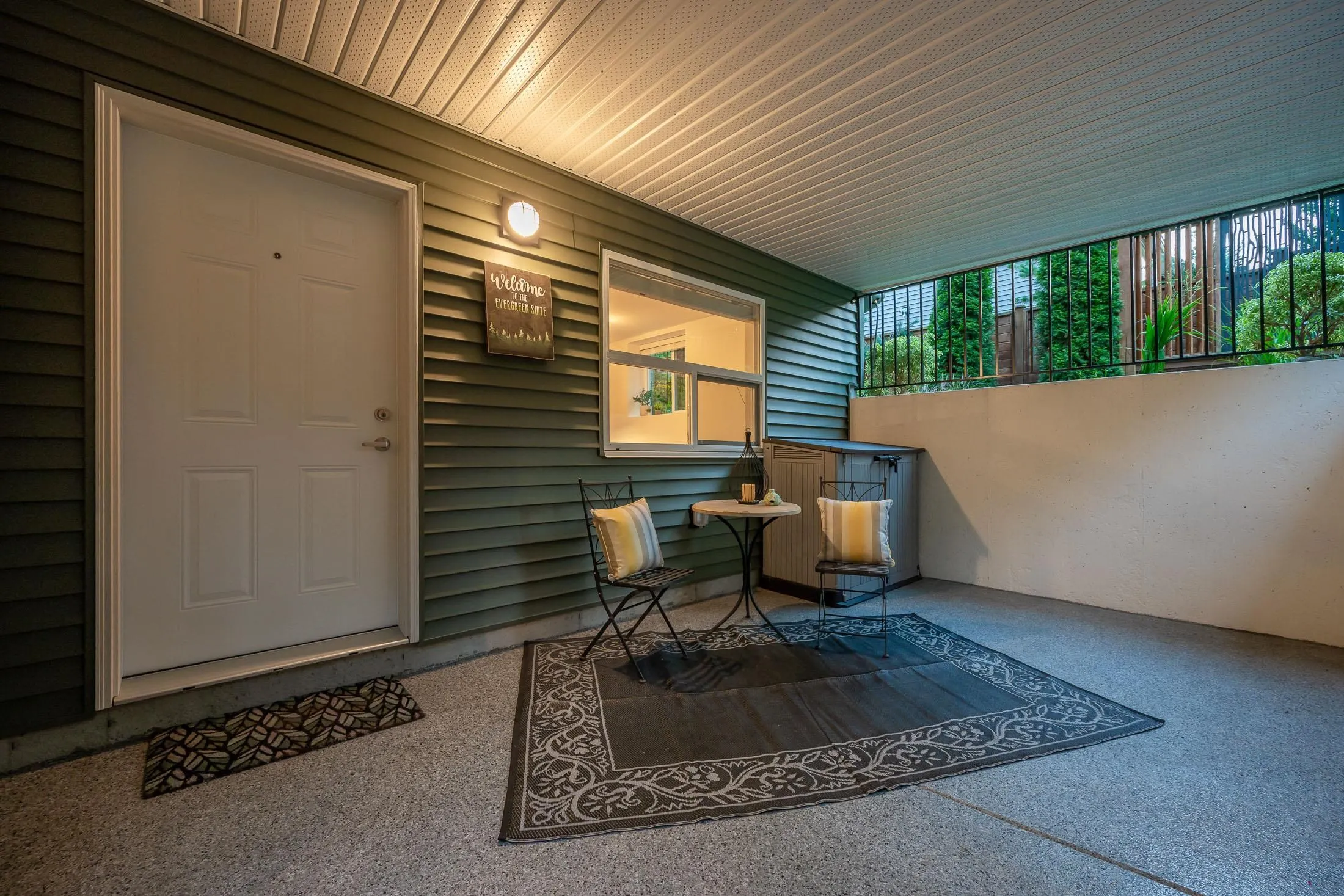 24095 Fern Crescent