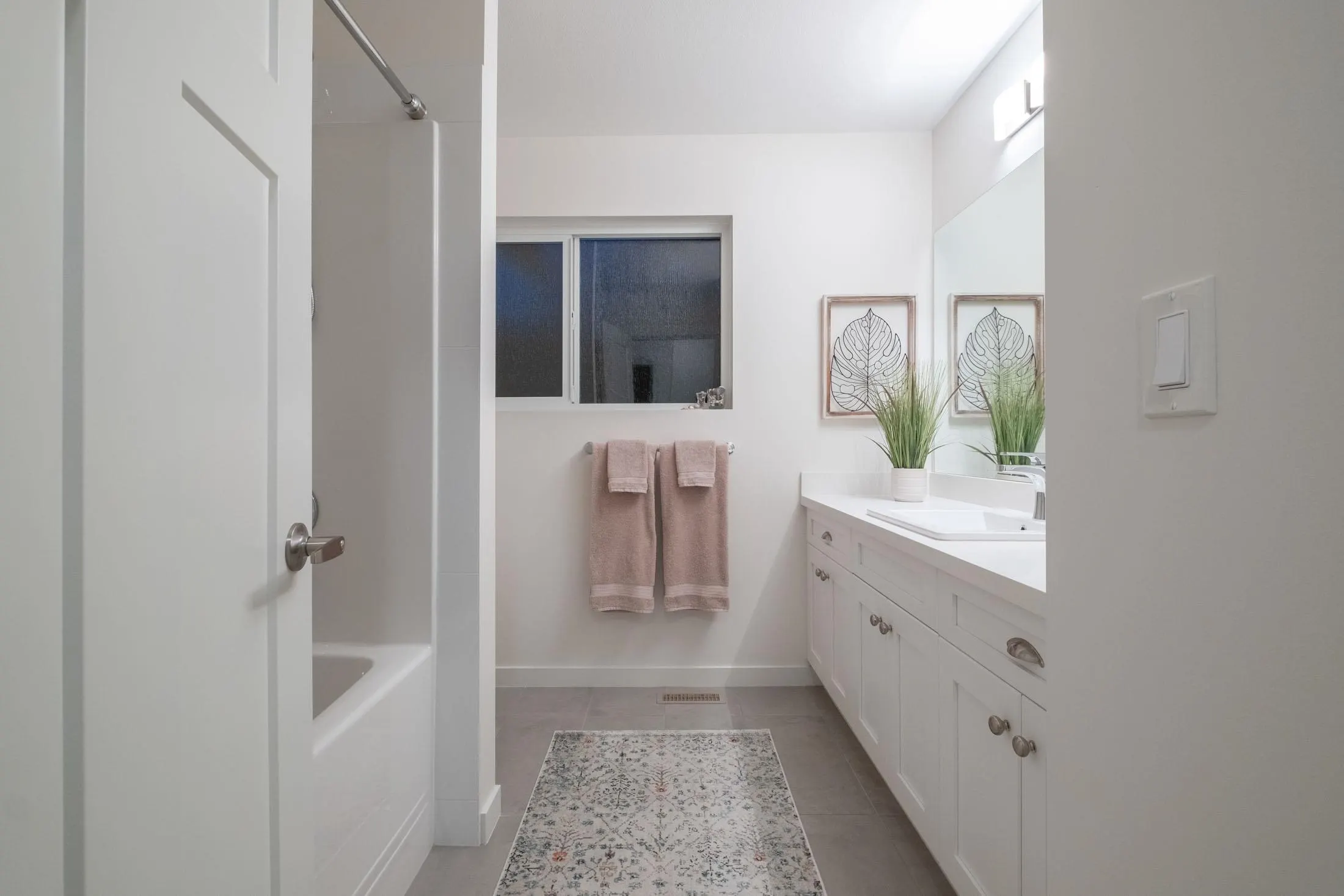 24095 Fern Crescent