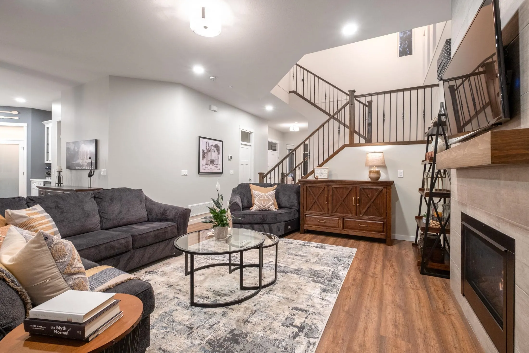 24095 Fern Crescent