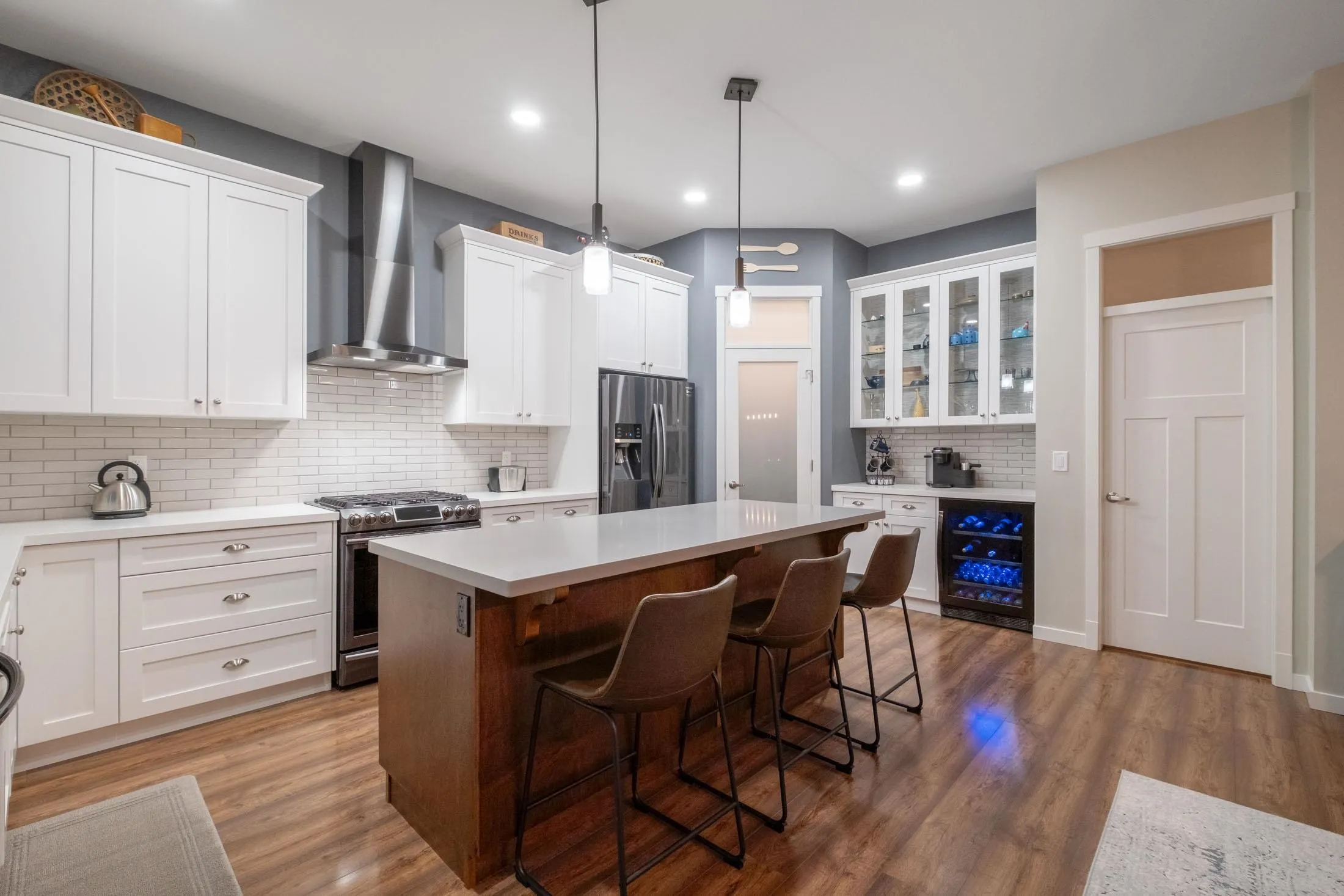 24095 Fern Crescent