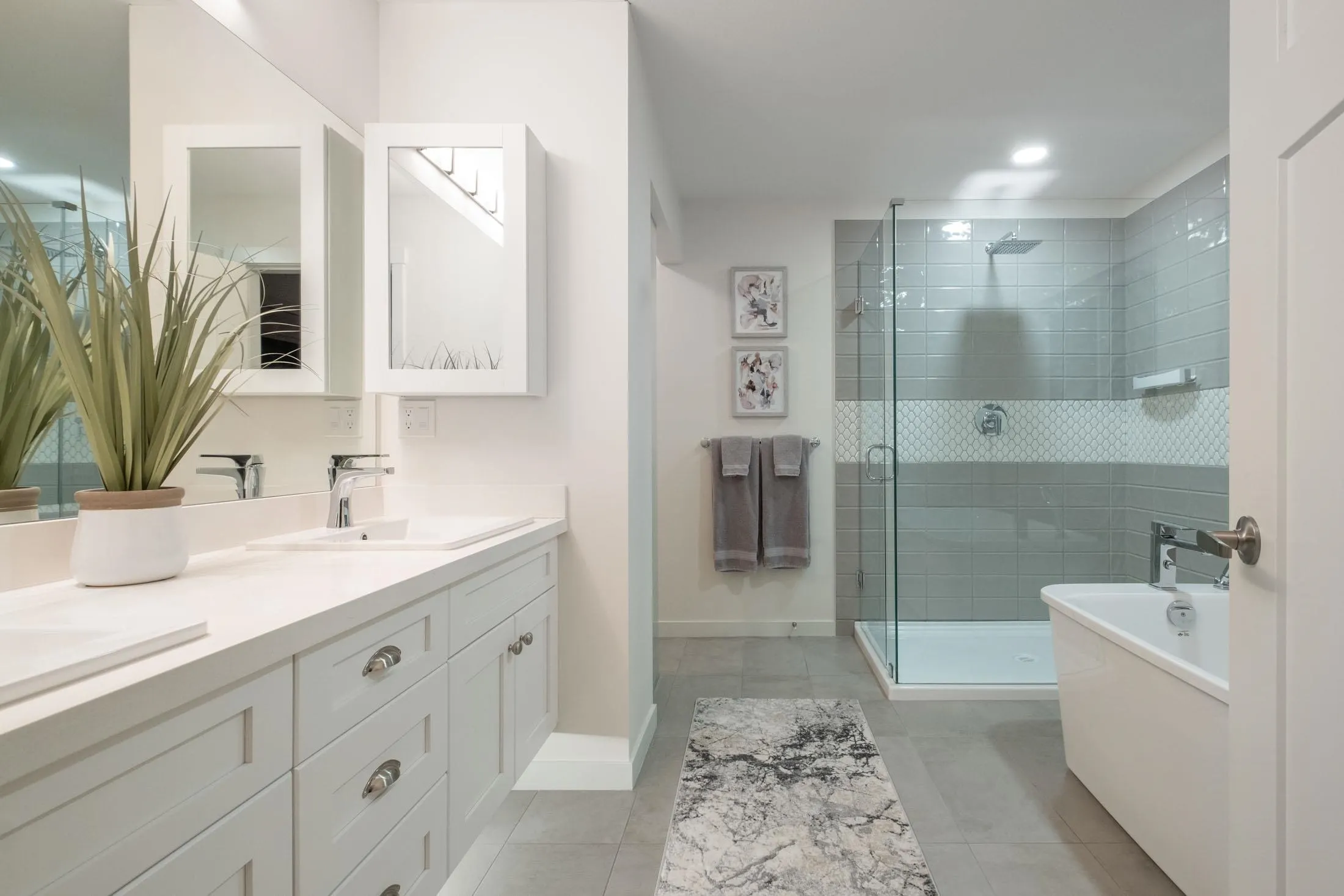 24095 Fern Crescent