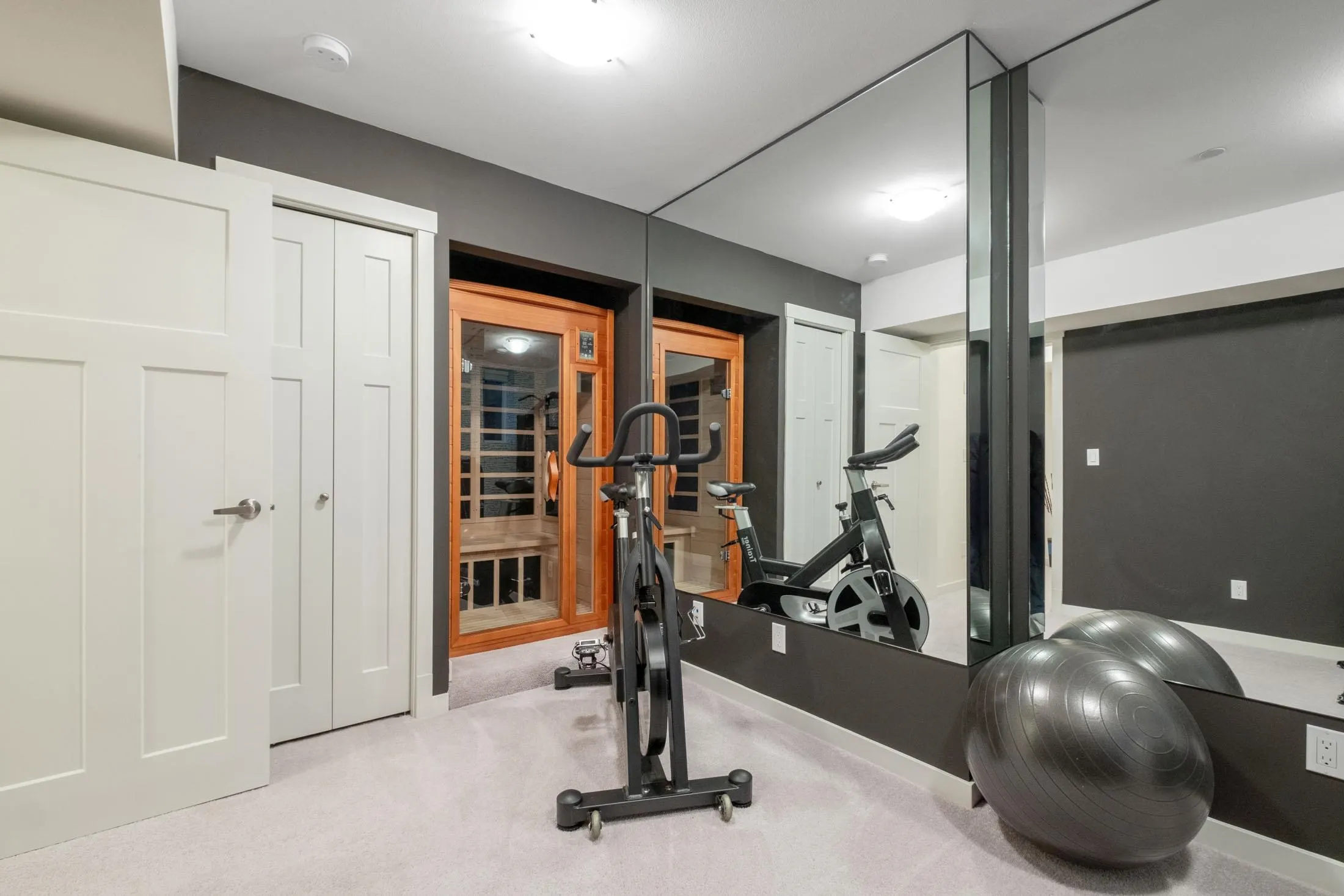 24095 Fern Crescent