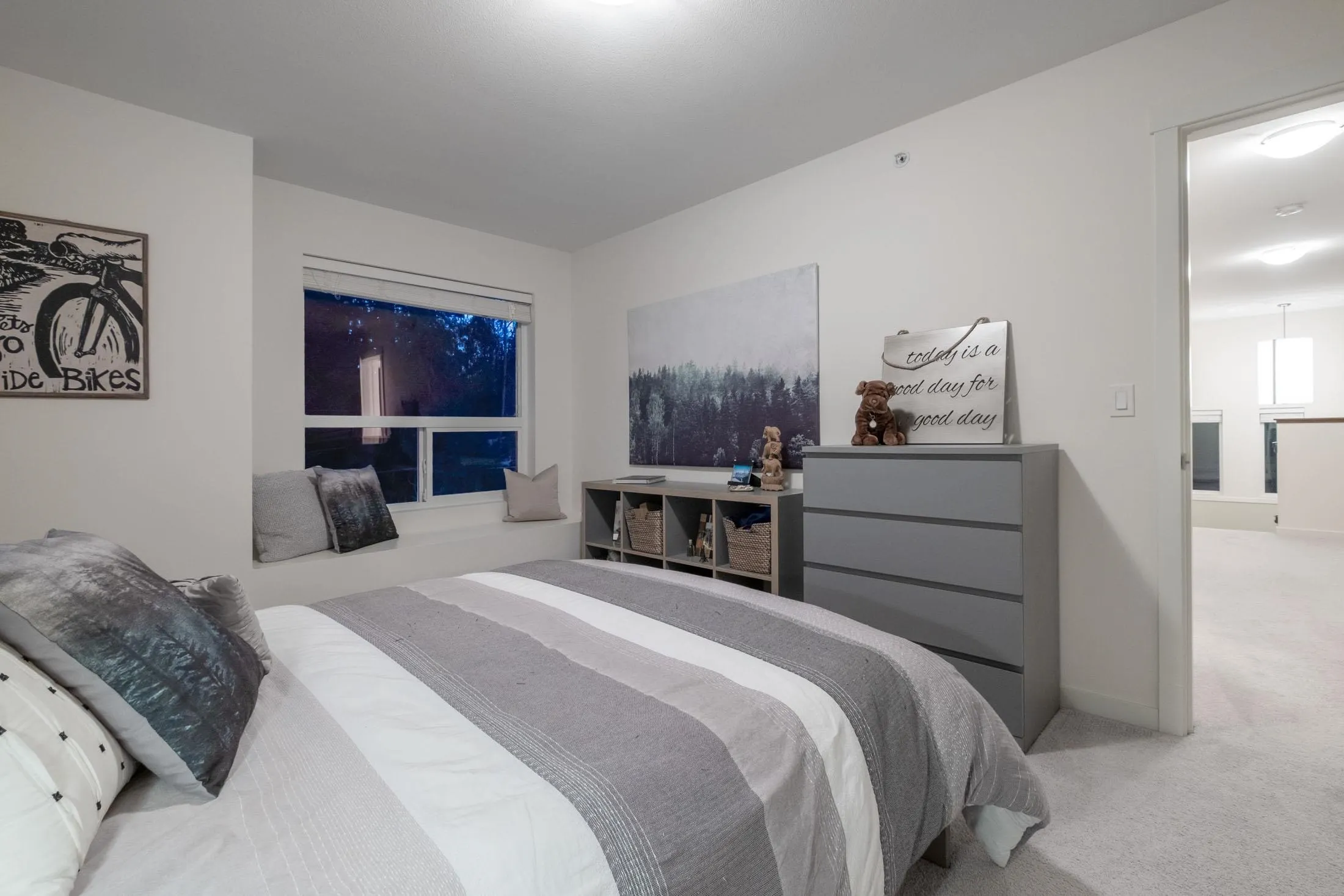 24095 Fern Crescent