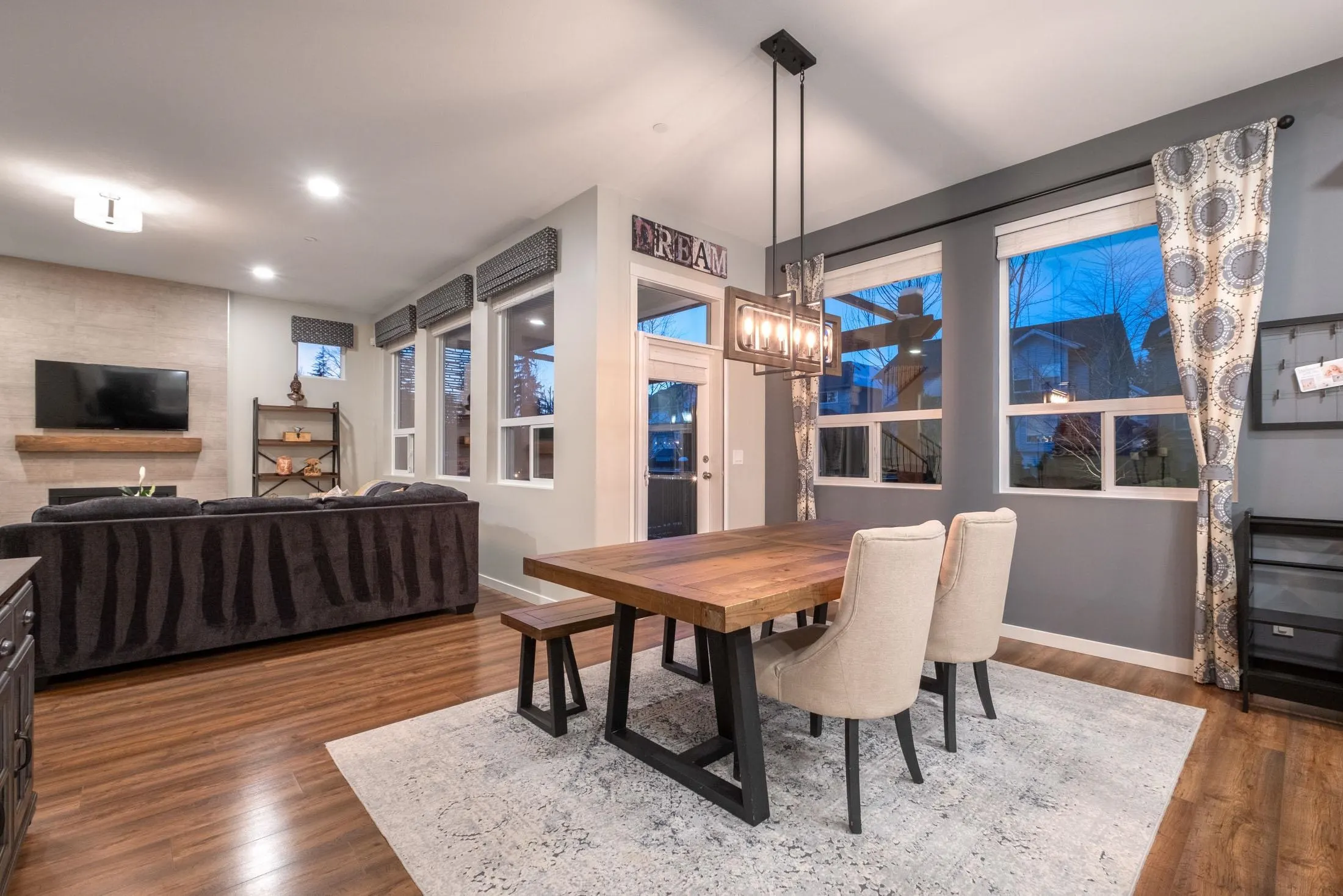 24095 Fern Crescent