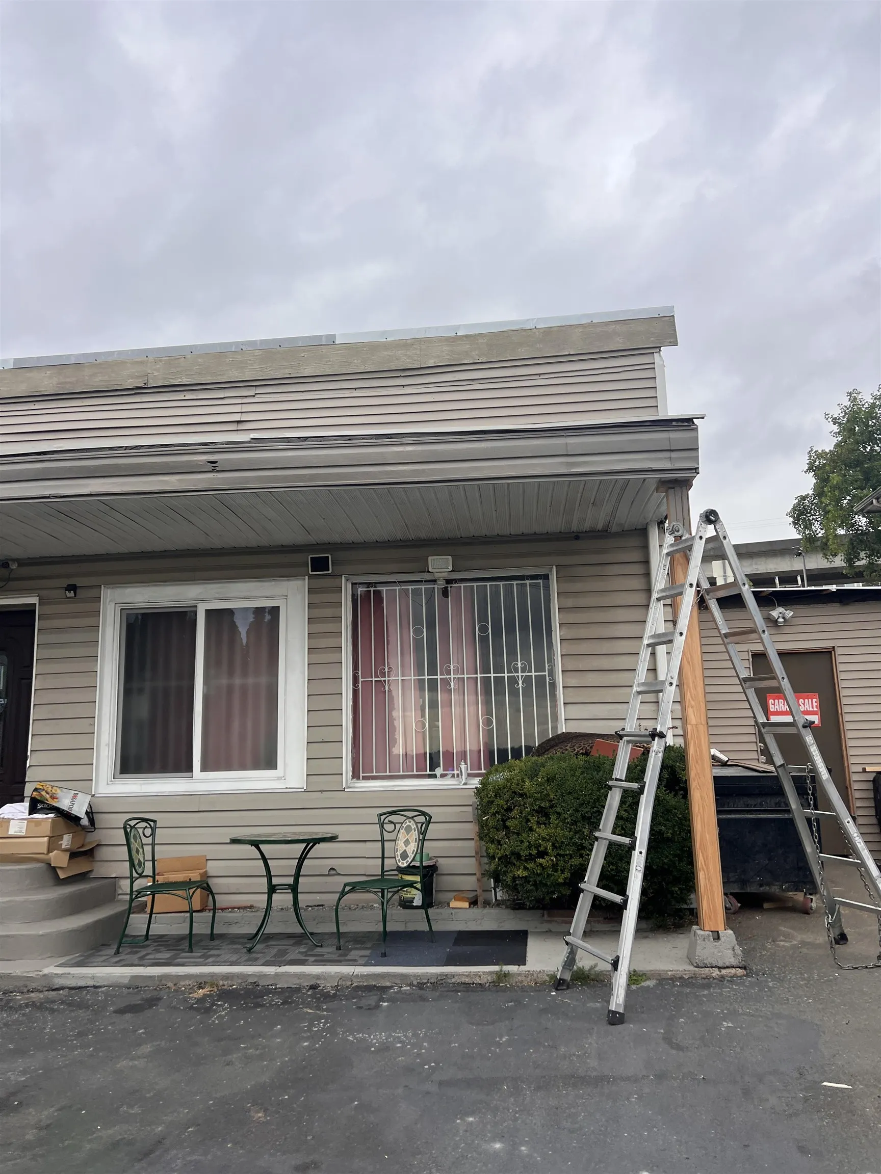 2141 Marine Way