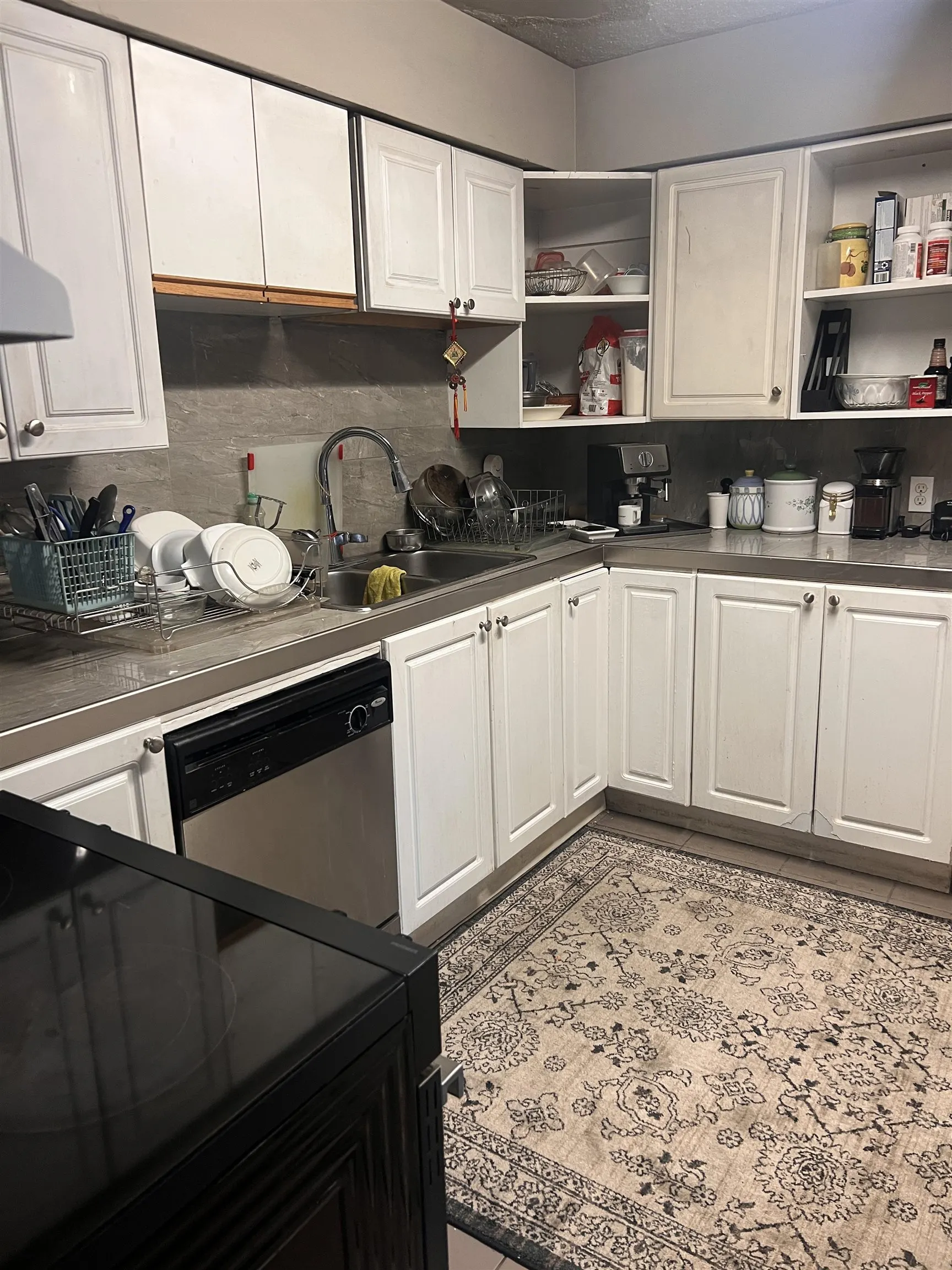 2141 Marine Way