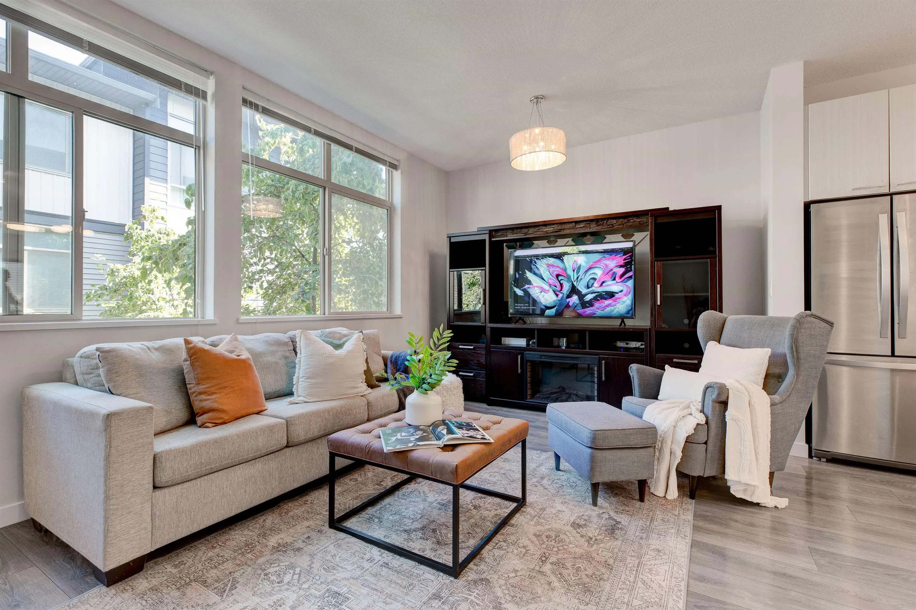87 8473 163 Street
