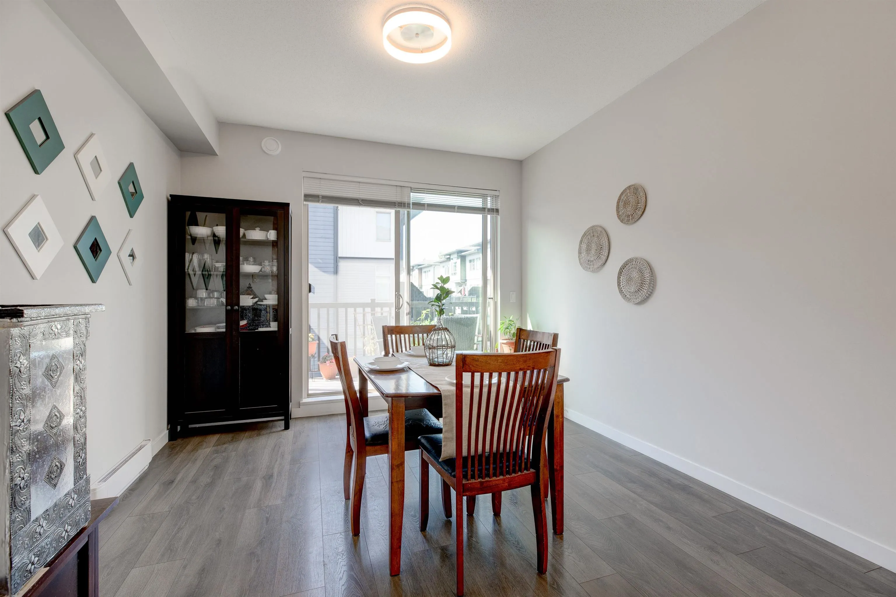 87 8473 163 Street