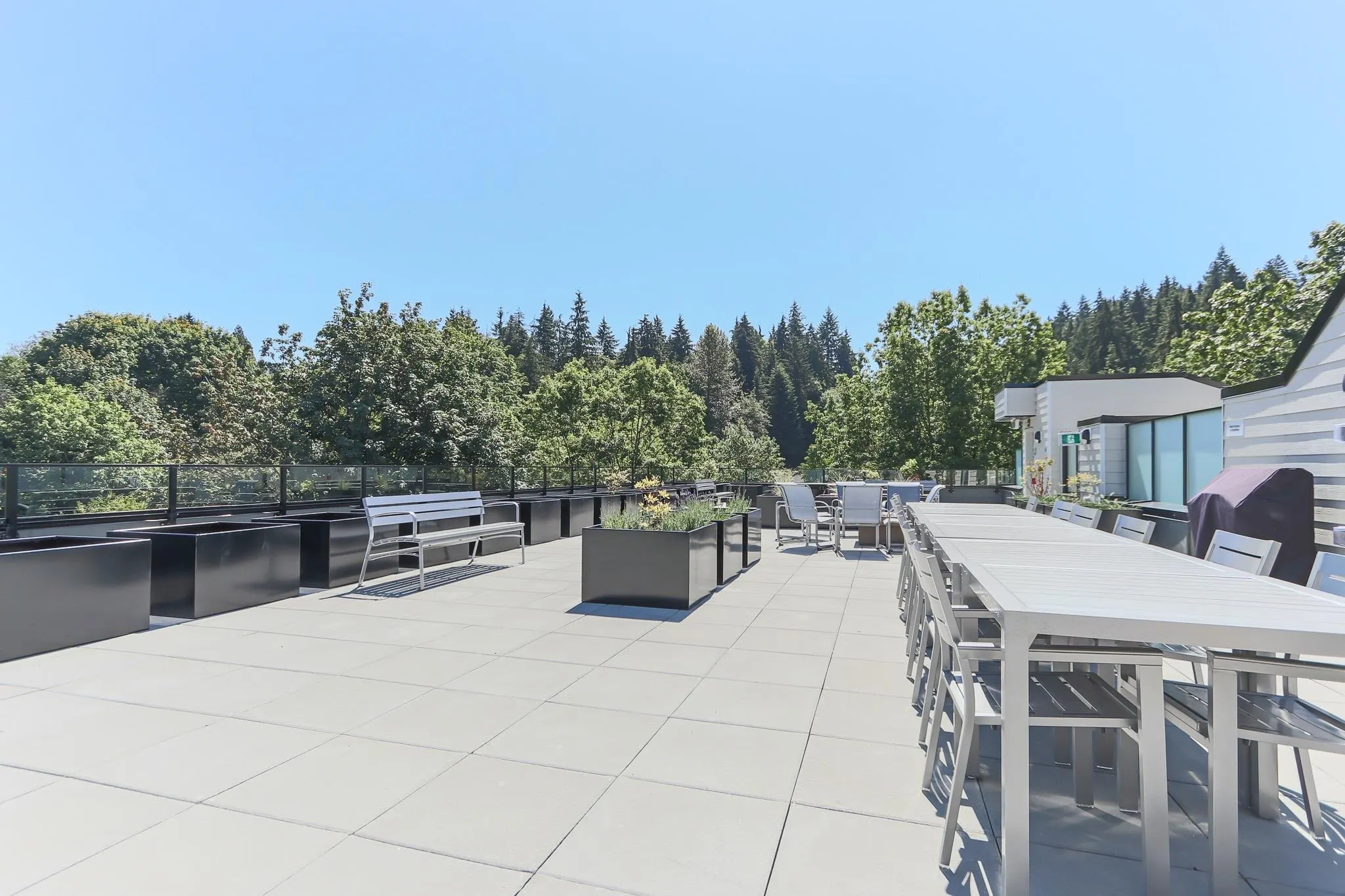 514 150 James Road