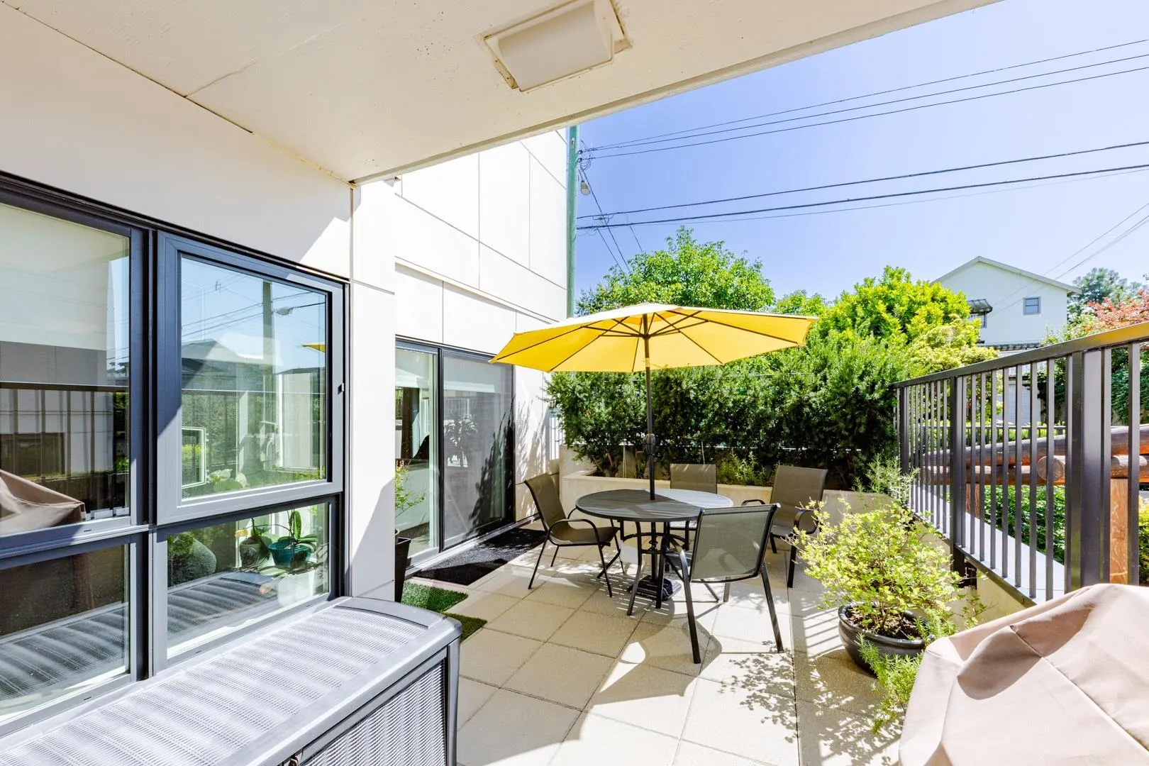 104 7828 Granville Street