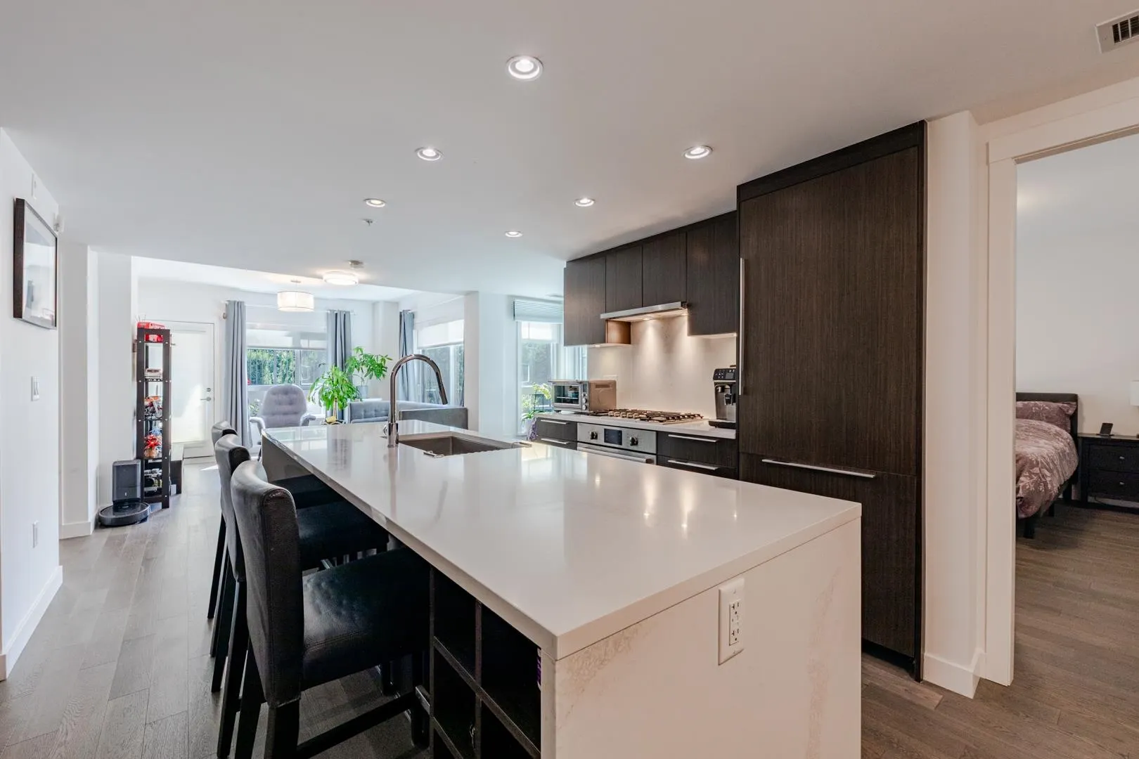 104 7828 Granville Street