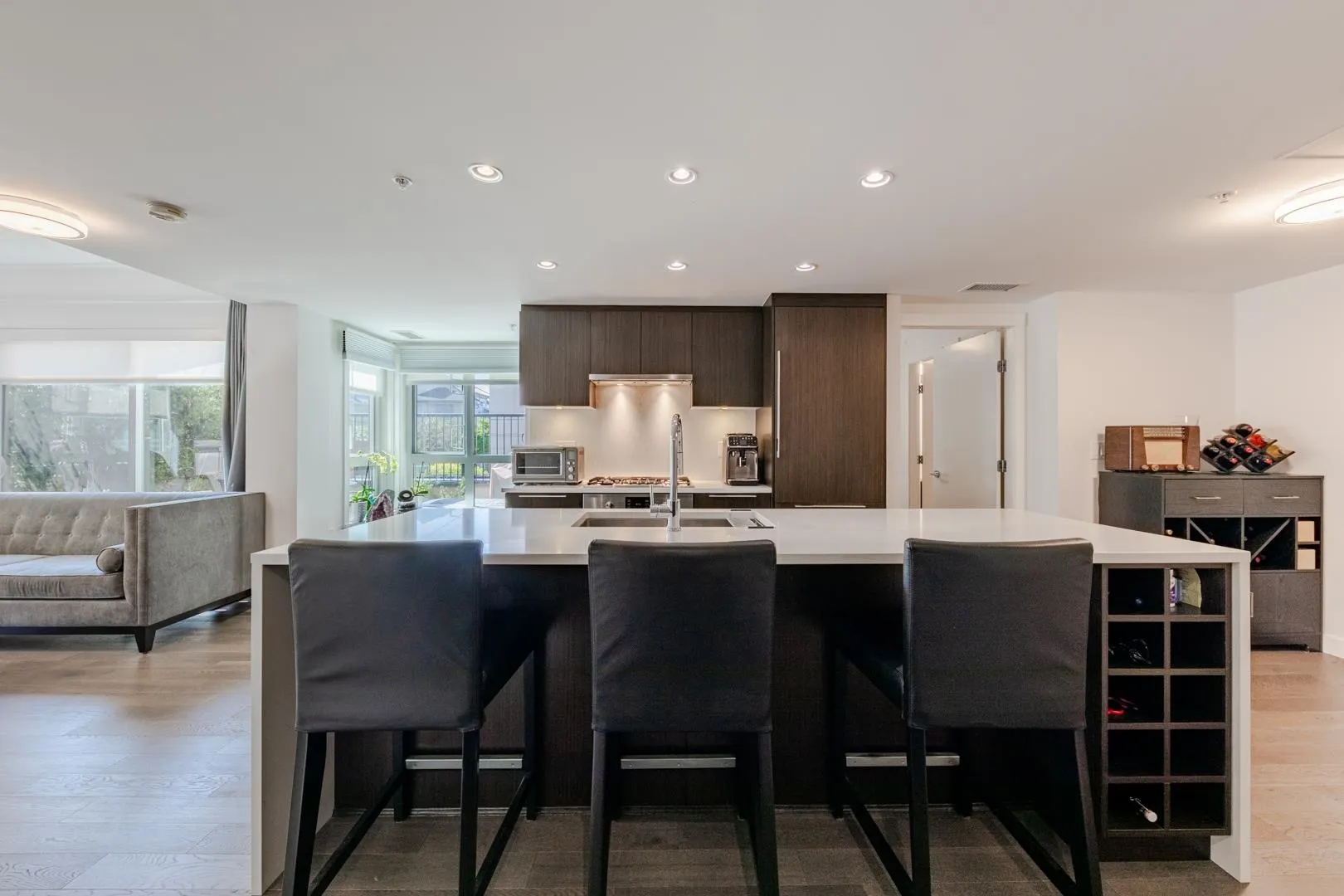 104 7828 Granville Street