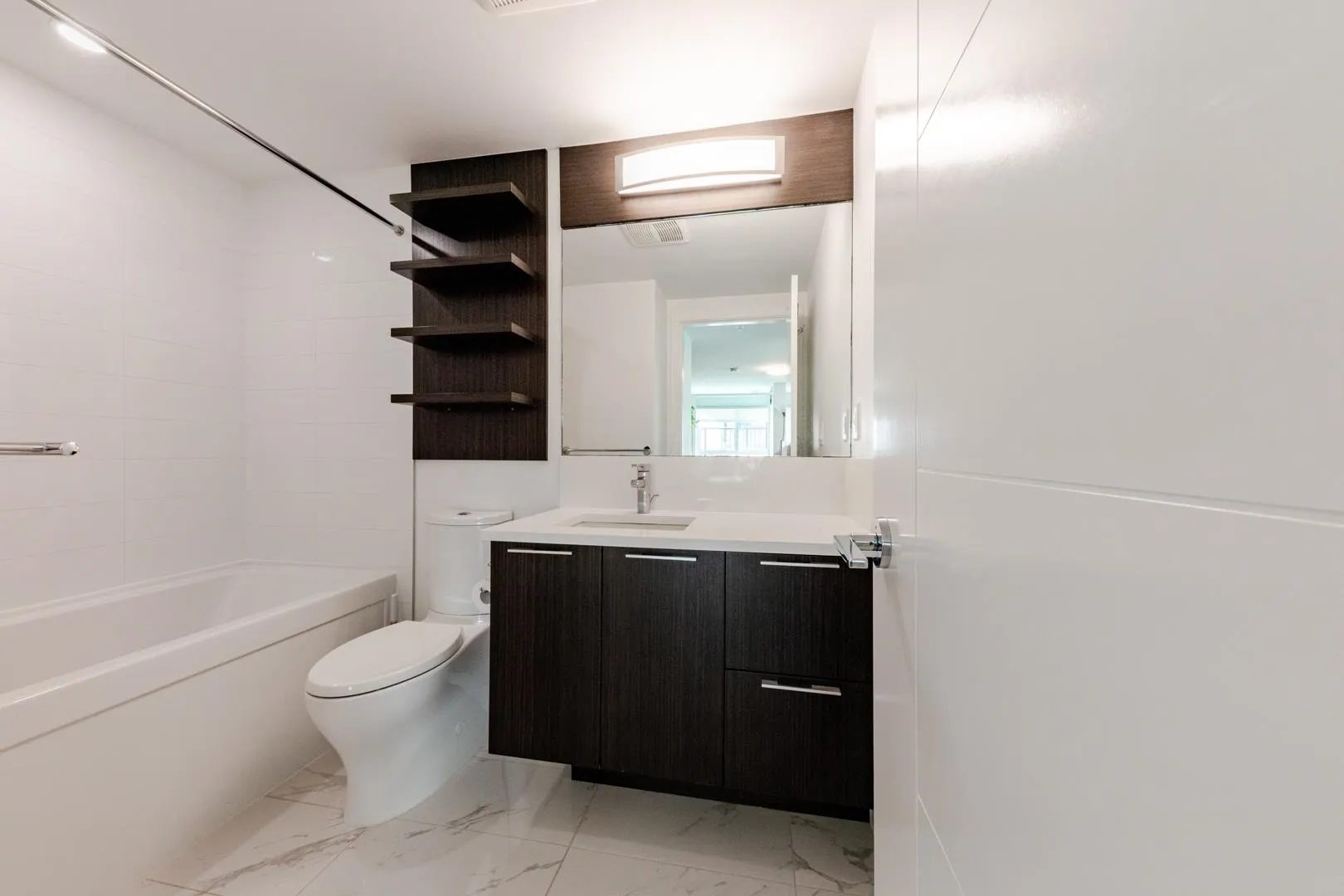 104 7828 Granville Street