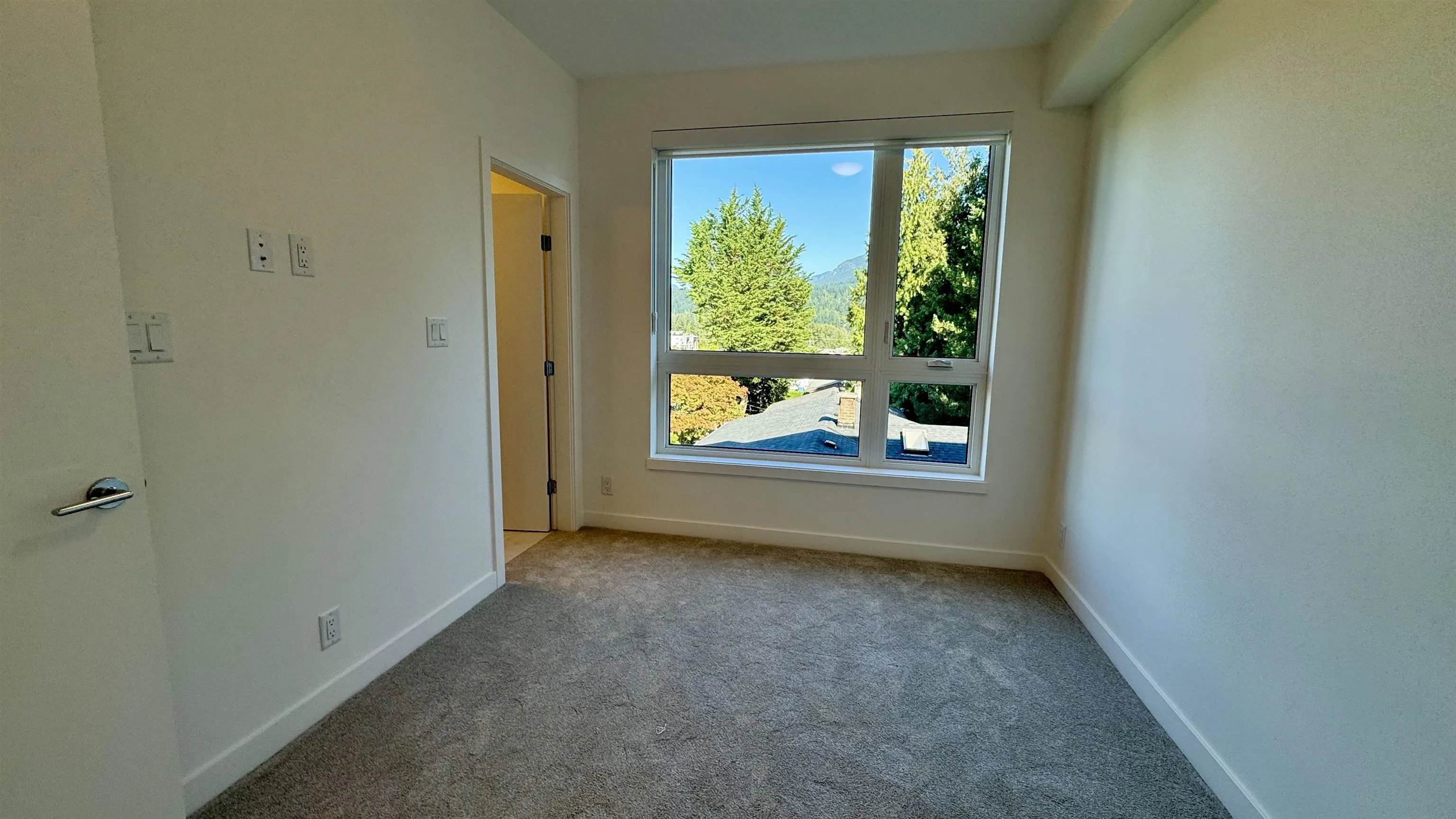 315 150 James Road
