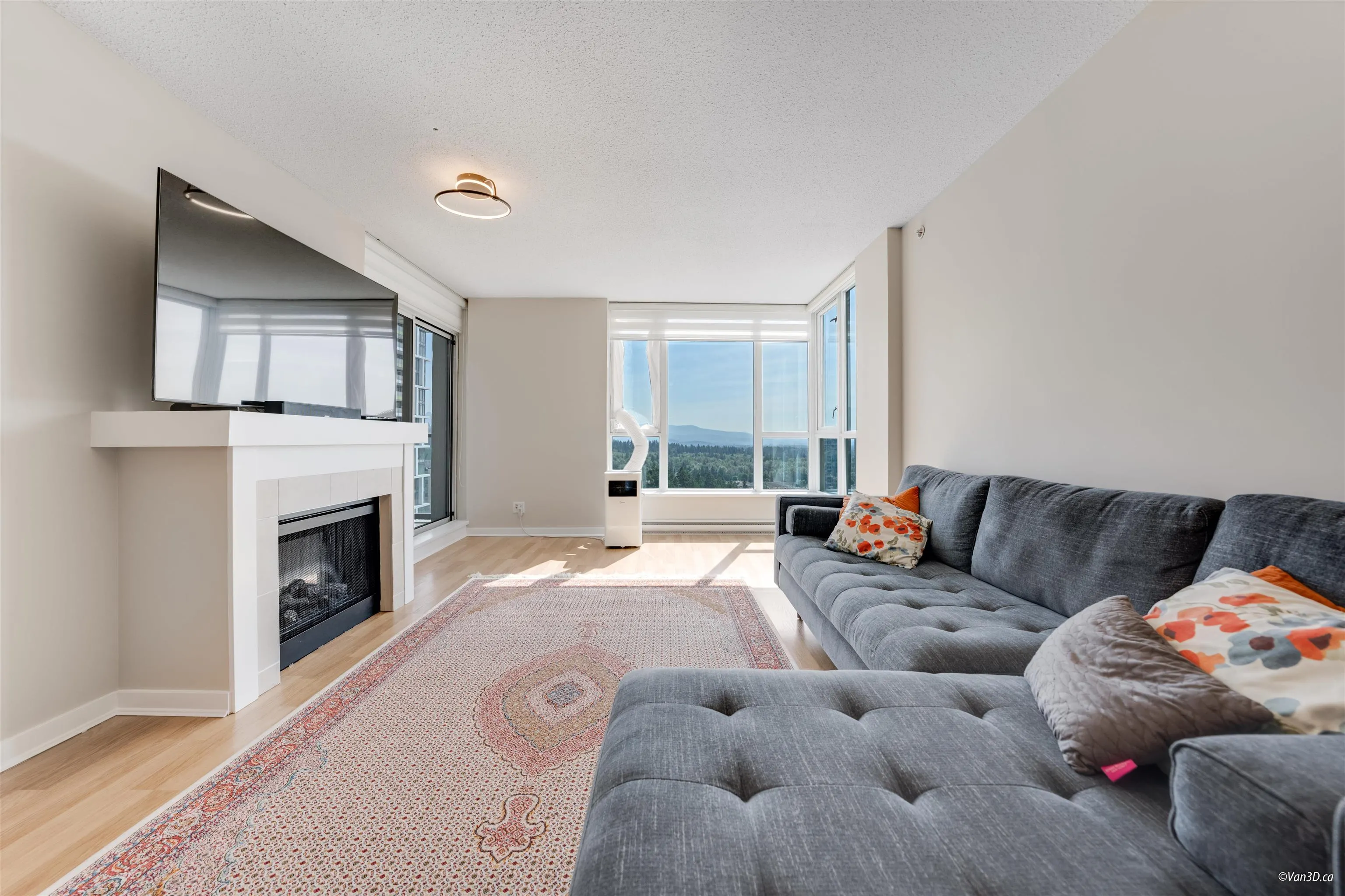 3003 1178 Heffley Crescent