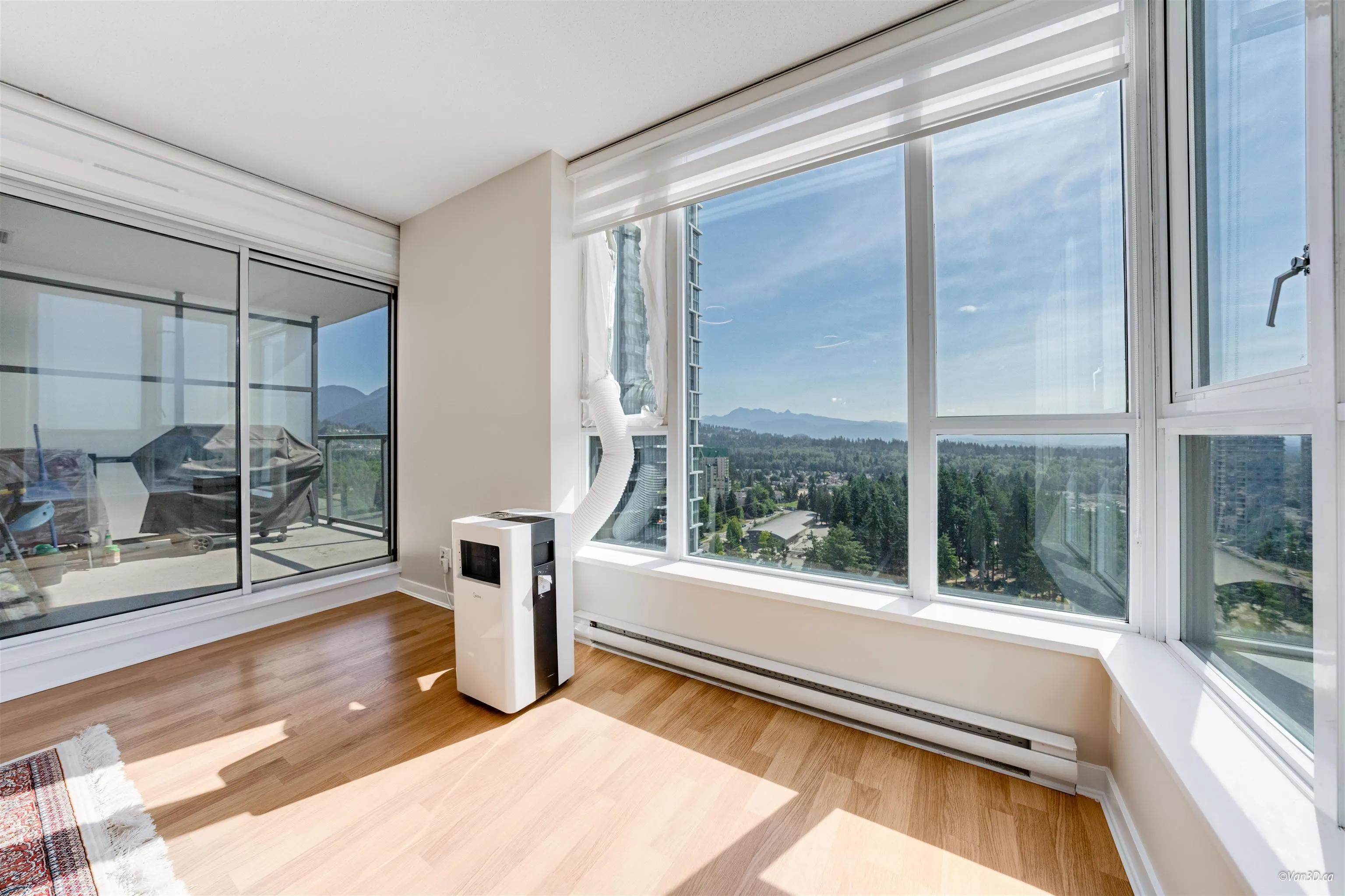 3003 1178 Heffley Crescent
