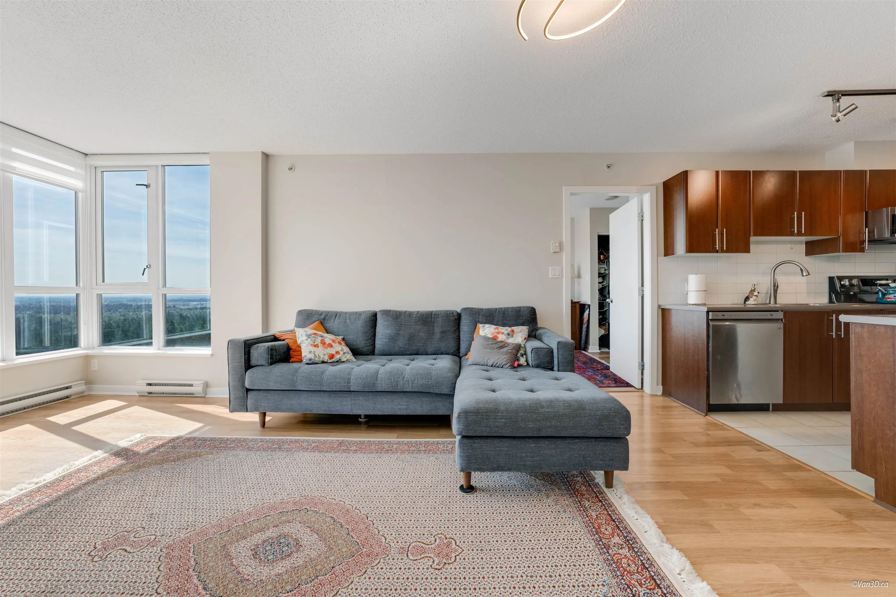 3003 1178 Heffley Crescent