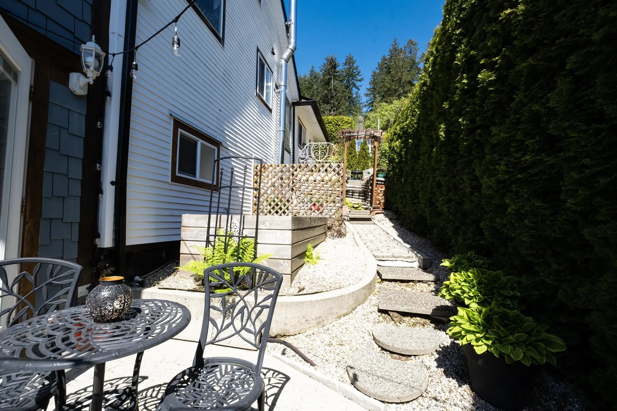 454 Central Avenue
