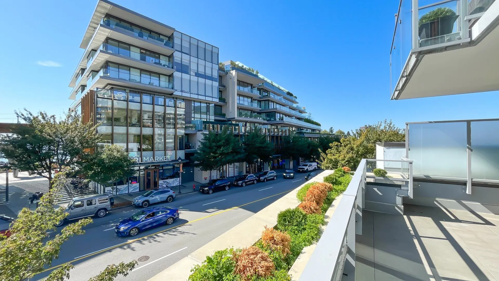 205 1331 Marine Drive