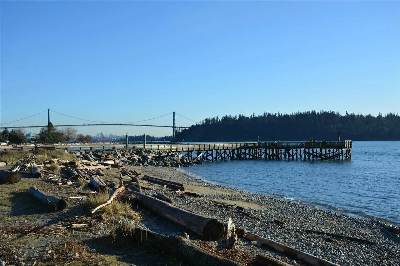 205 1331 Marine Drive