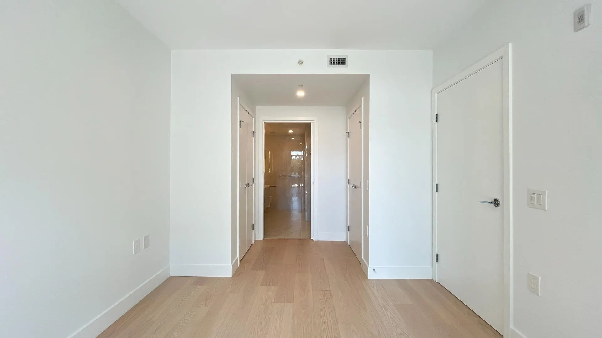 205 1331 Marine Drive