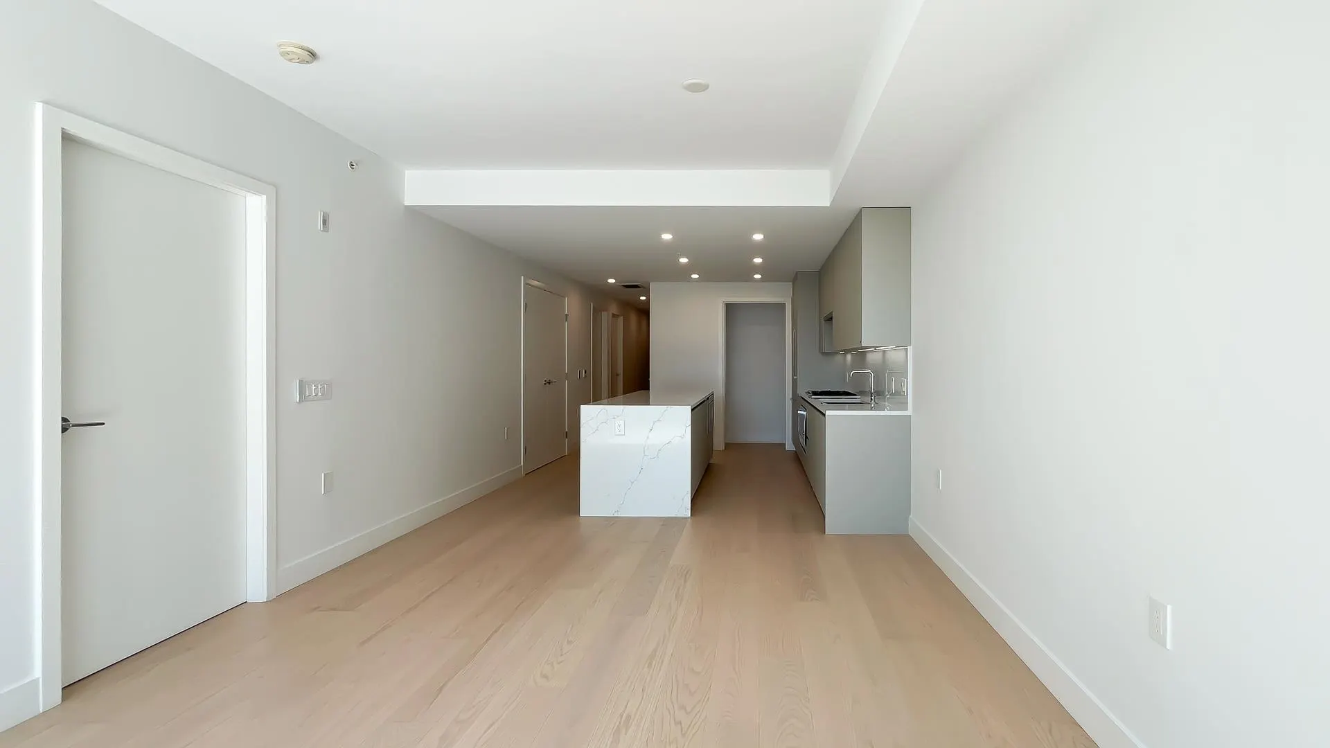205 1331 Marine Drive