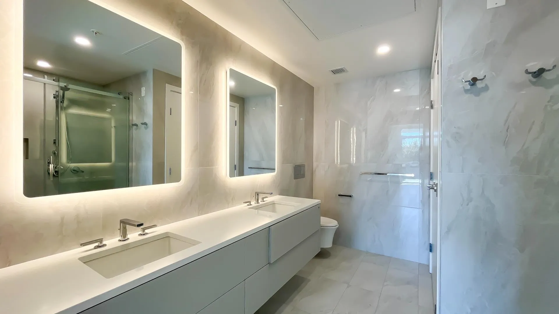 205 1331 Marine Drive