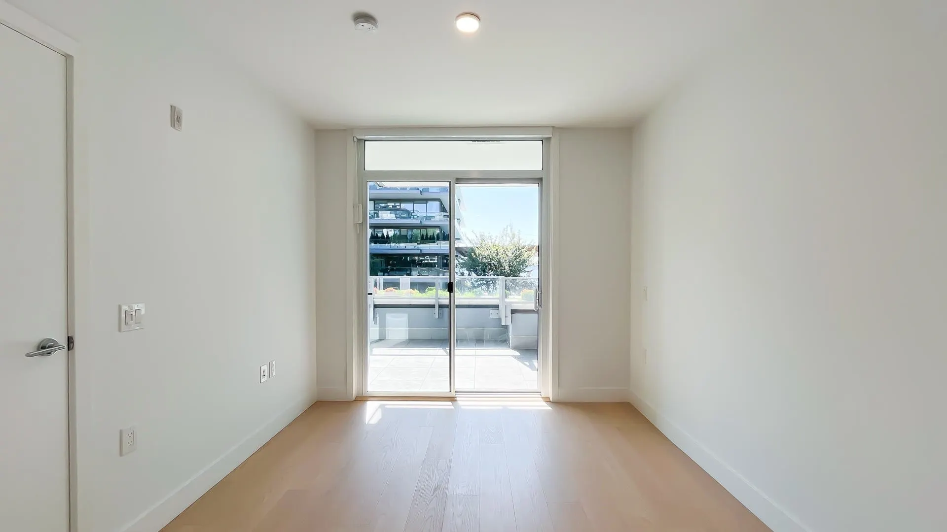 205 1331 Marine Drive