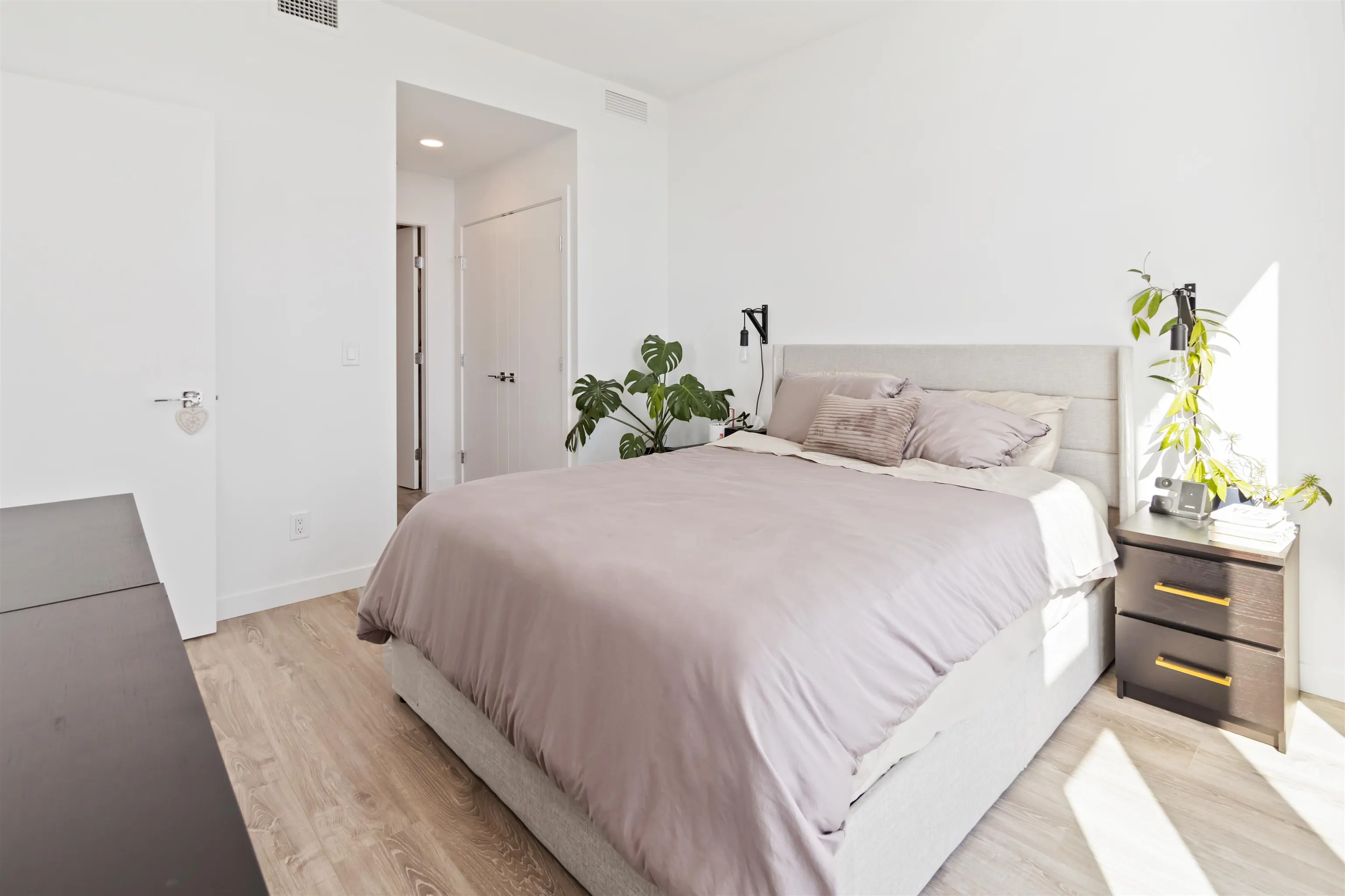 2508 680 Quayside Drive