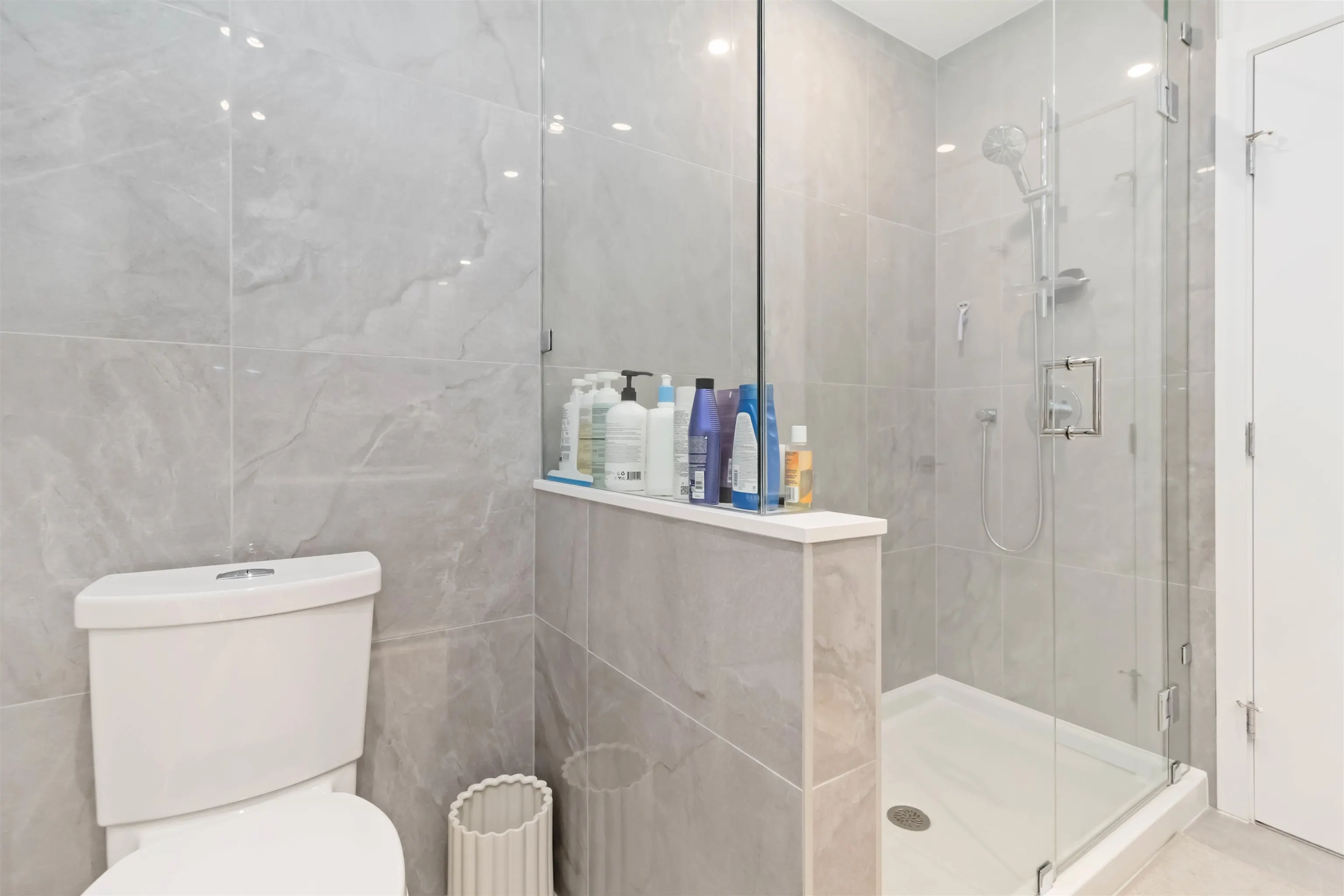 2508 680 Quayside Drive
