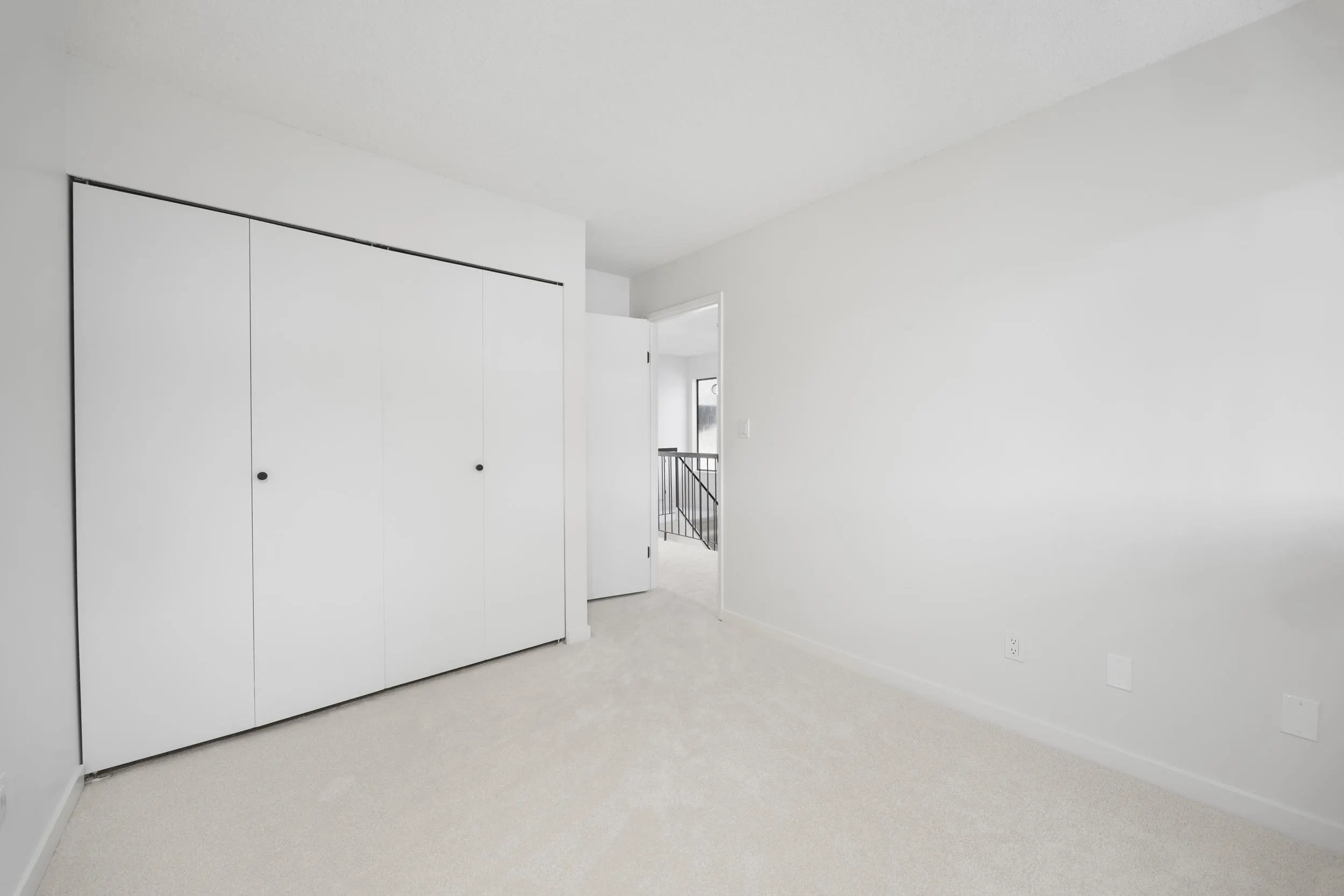 2620 Moorcroft Court