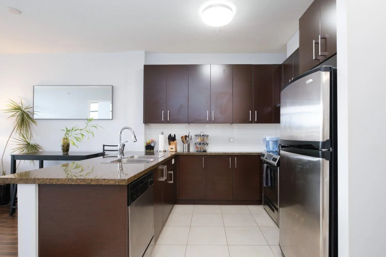 702 4250 Dawson Street