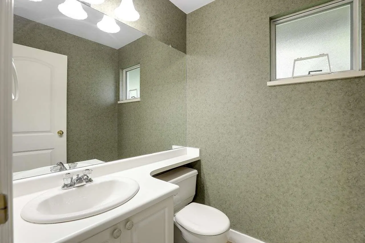 117 1140 Castle Crescent