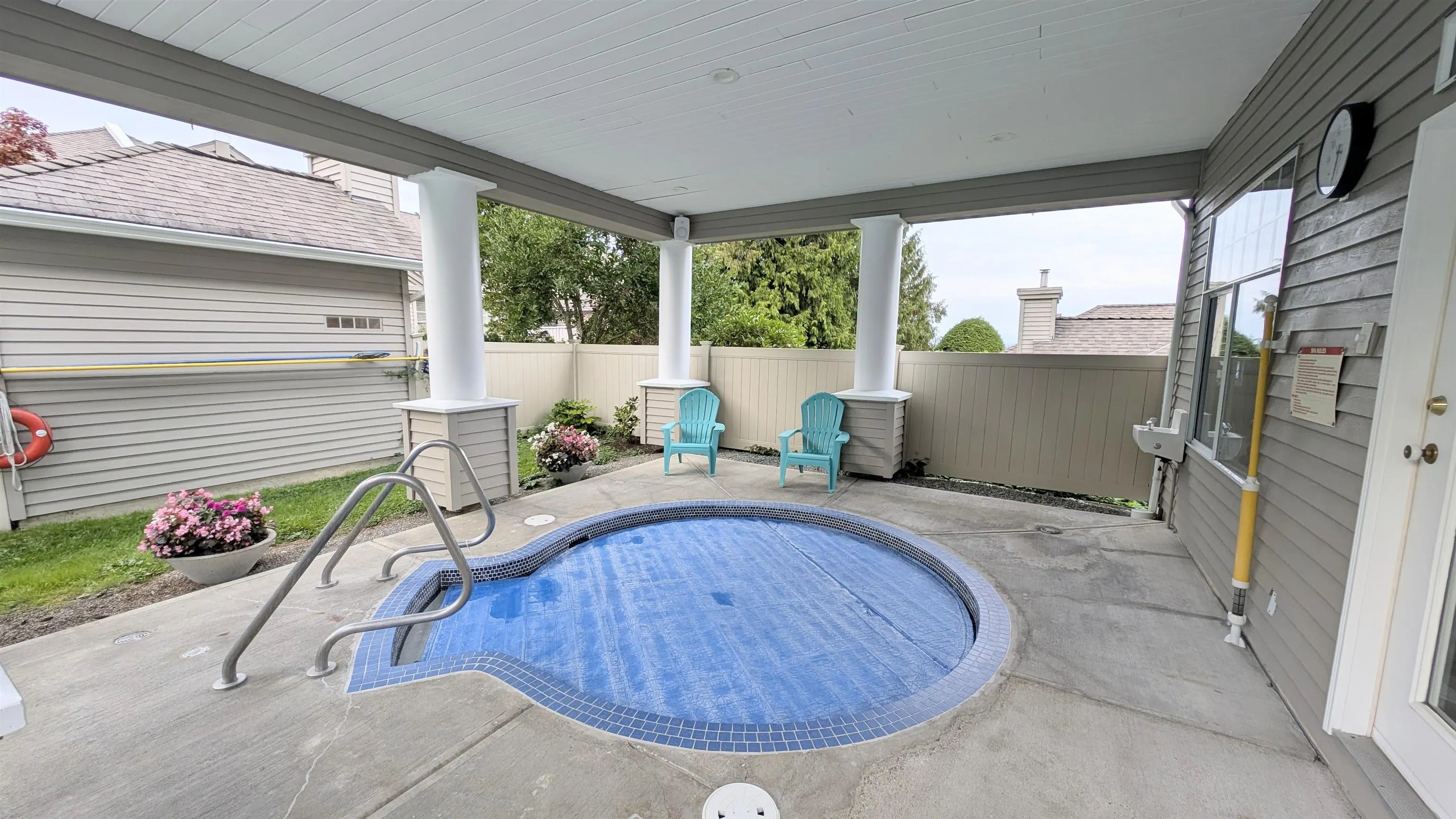 72 2533 152 Street