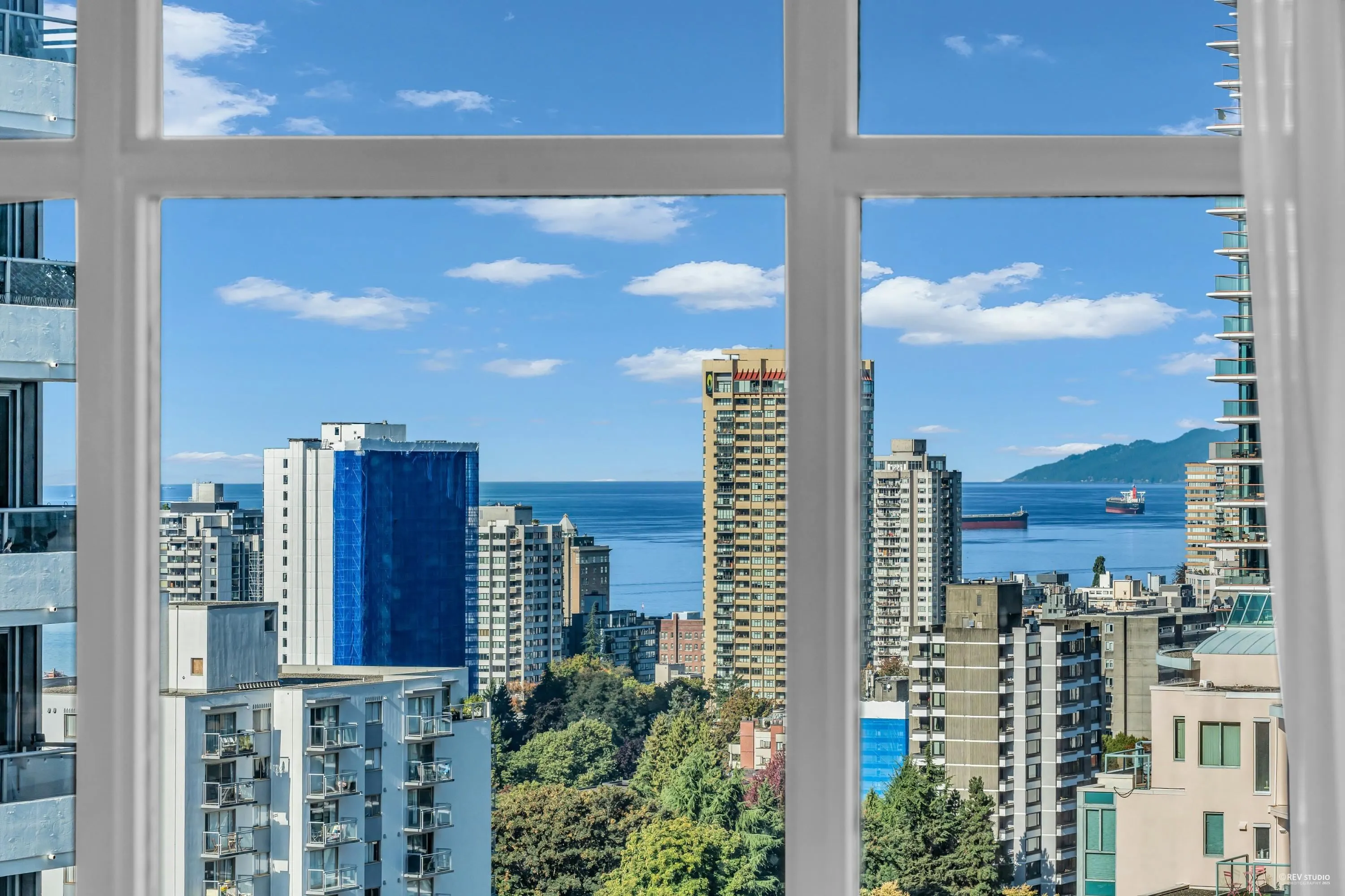 1704 1288 Alberni Street