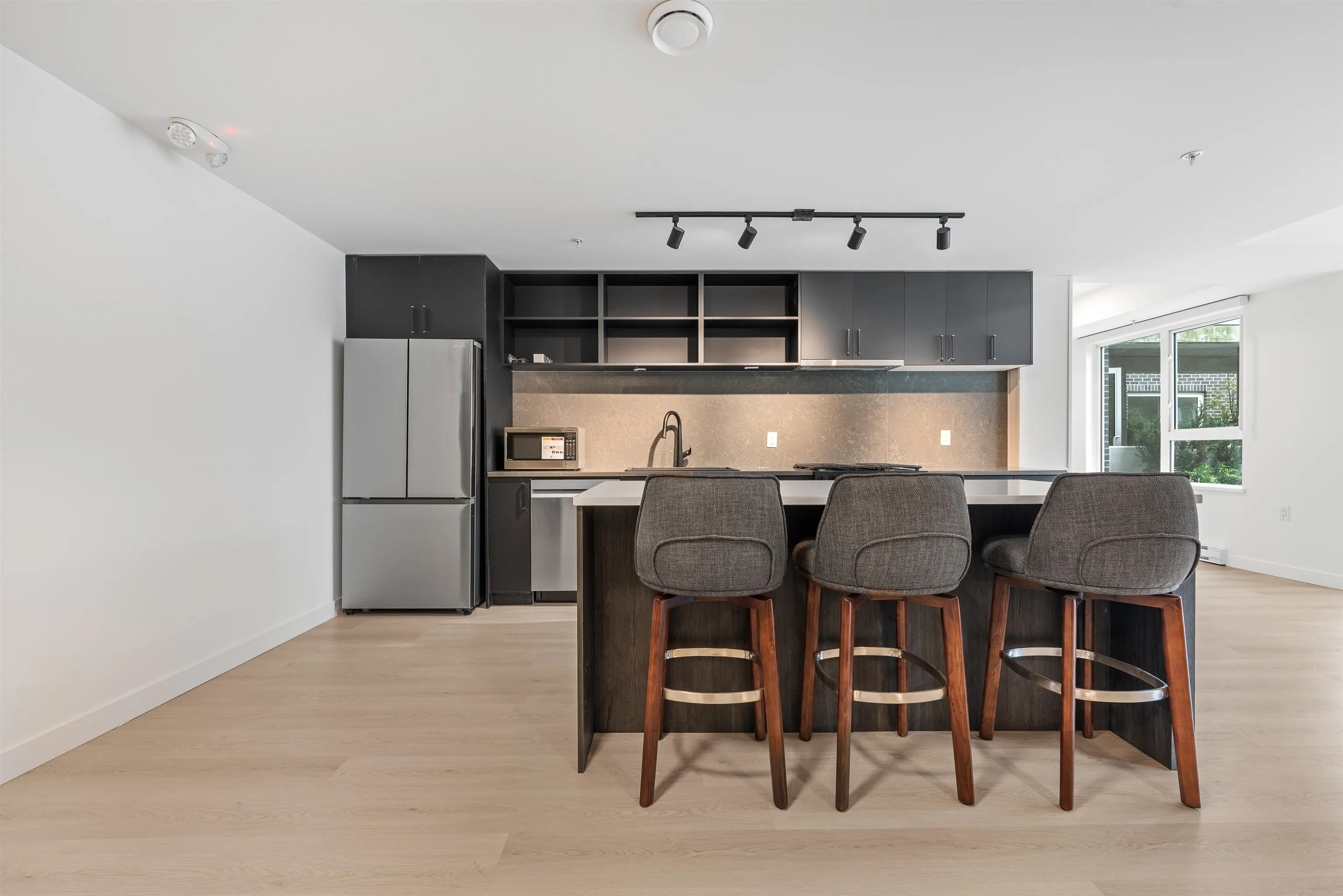 402 1100 Clarke Road