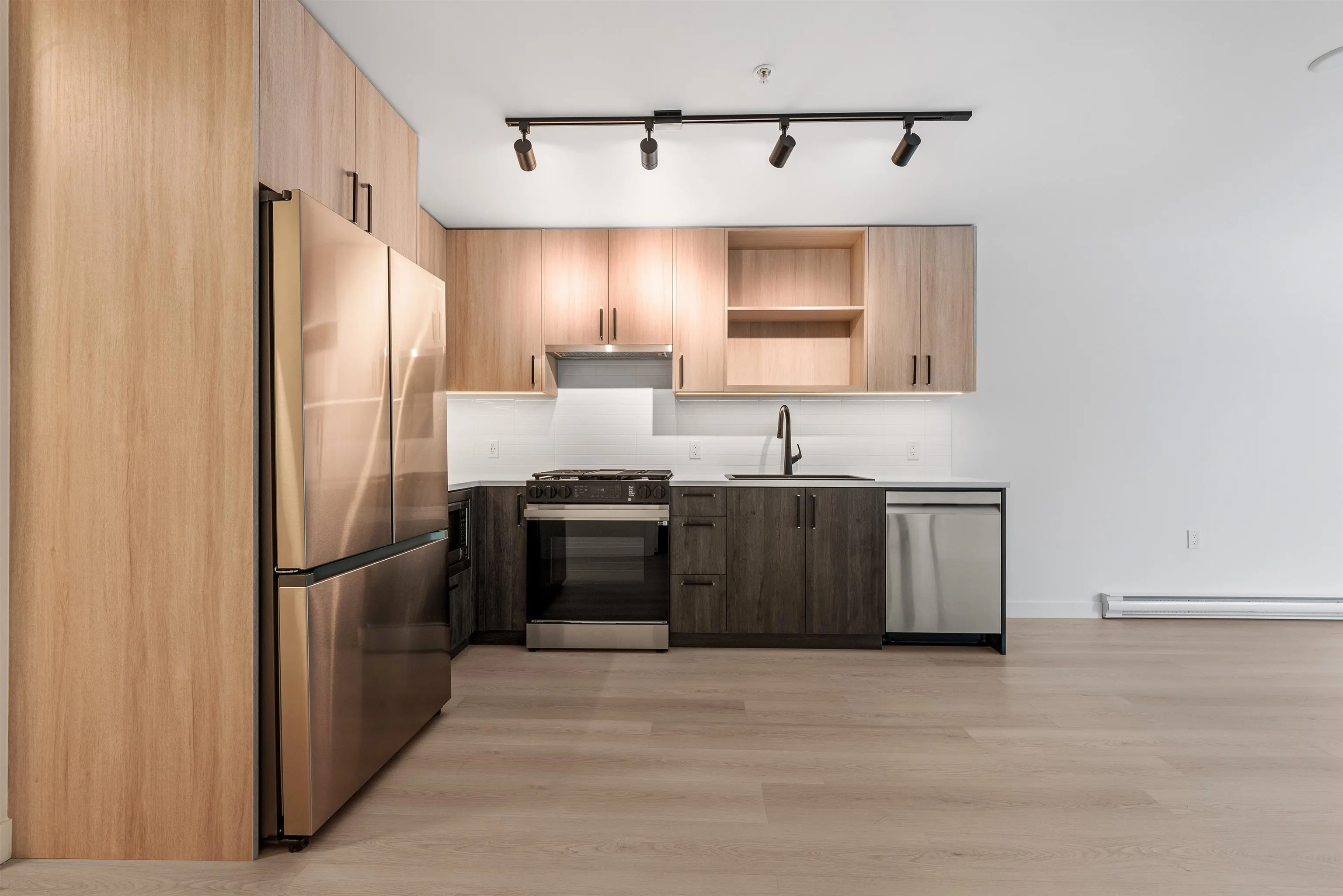 402 1100 Clarke Road