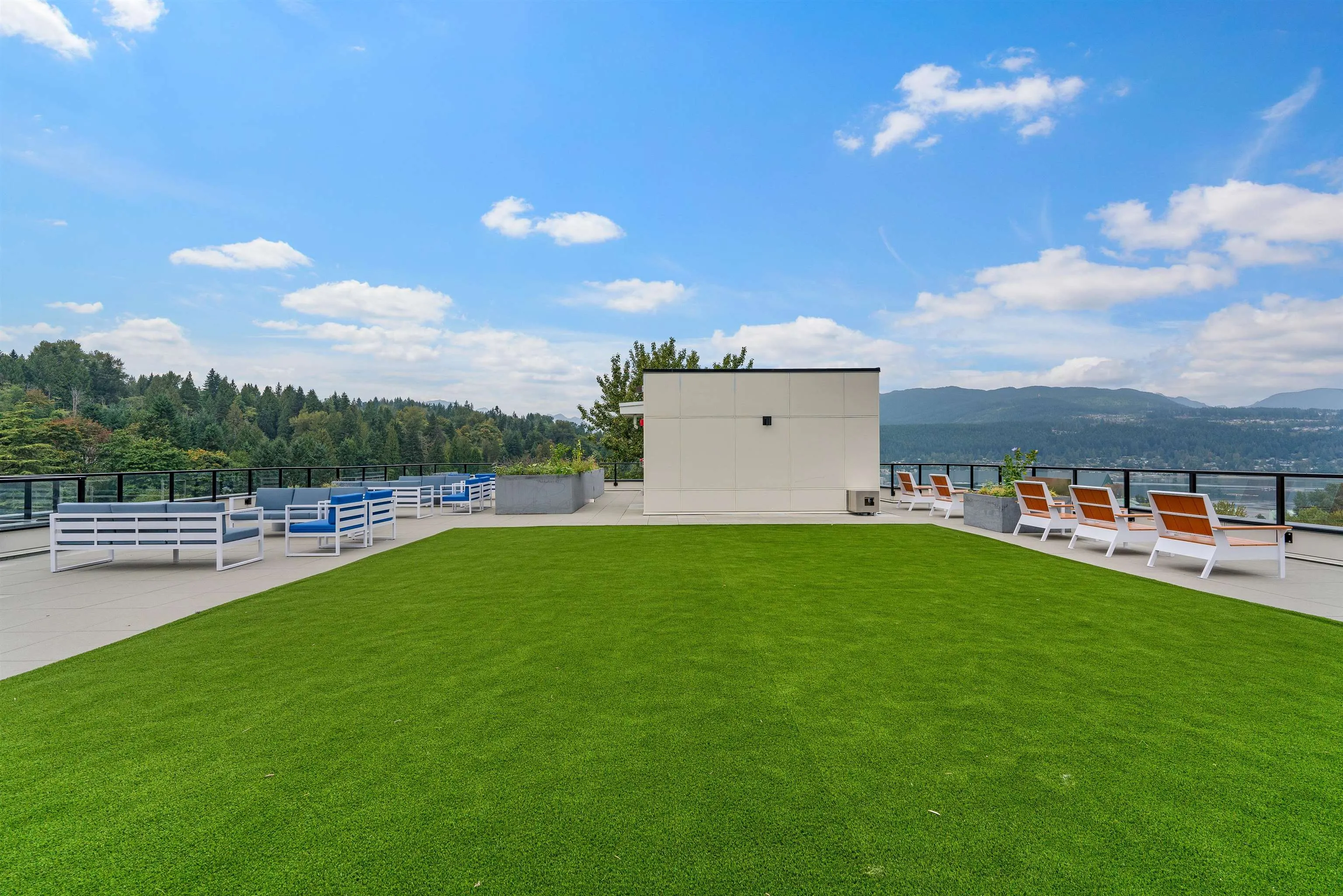 402 1100 Clarke Road